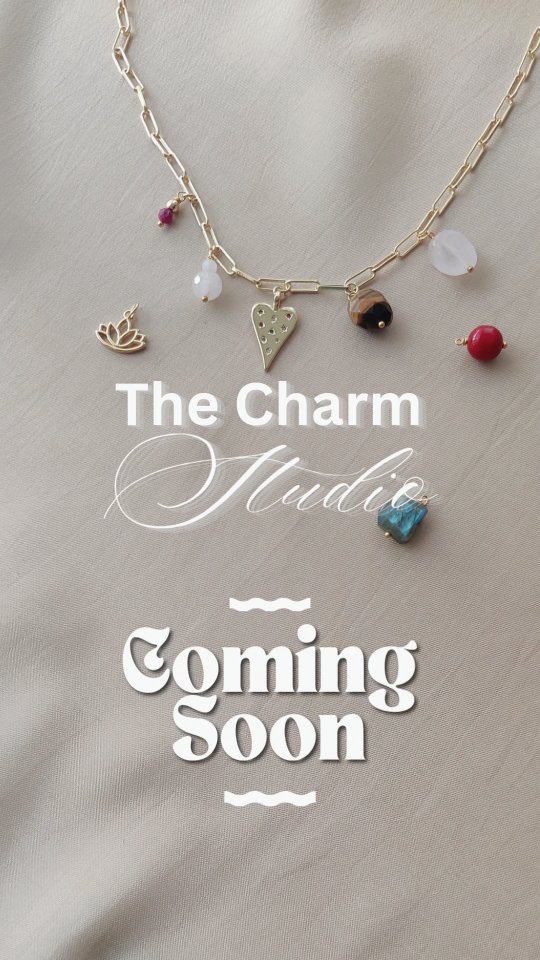 "The Charm Studio" by Moon's Tribe ~ coming soon.
It's a space where you can design your own charm jewelry.
~~Stay tuned