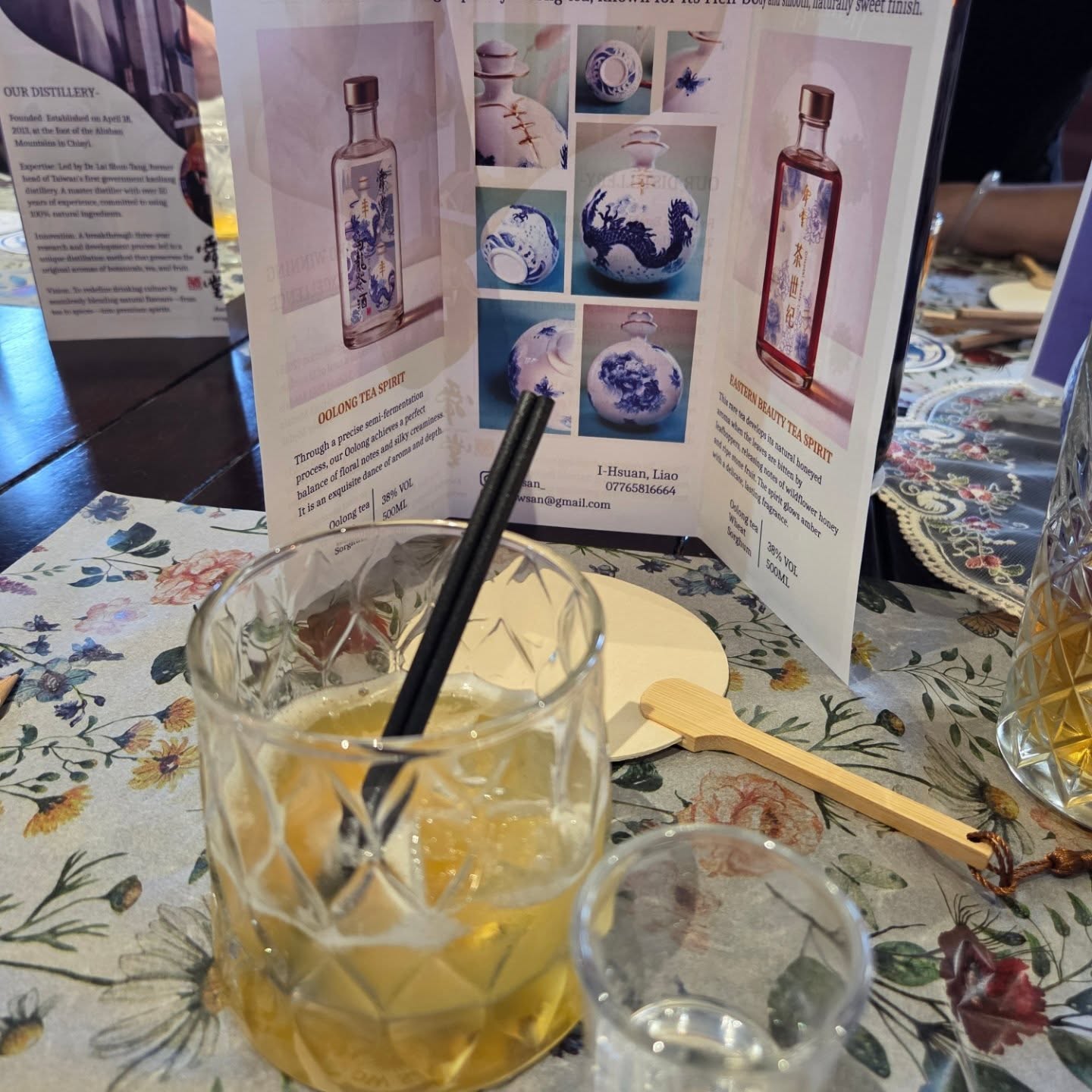 At a specialist tasting. Is there room on the table for these?
@howsan_
#teaski