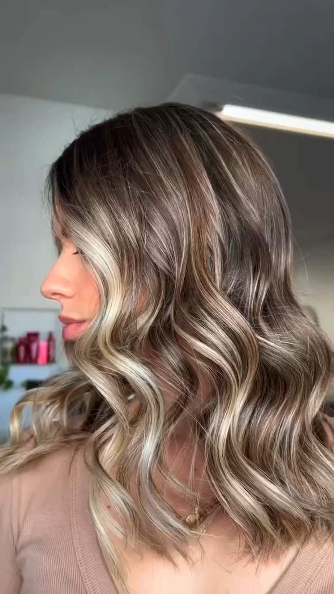 Not a new person. Just a version that feels a little more like you 💜✨
.
.
.
.
.
#fiolethairperth #stylingperth #perthhair #perthsalon #perthhairstylist #perthhairdresser #glossyhair #effortlesshair #livedinhairperth #perthbeauty #hairgoalsperth #haircolourperth #behindthechairau