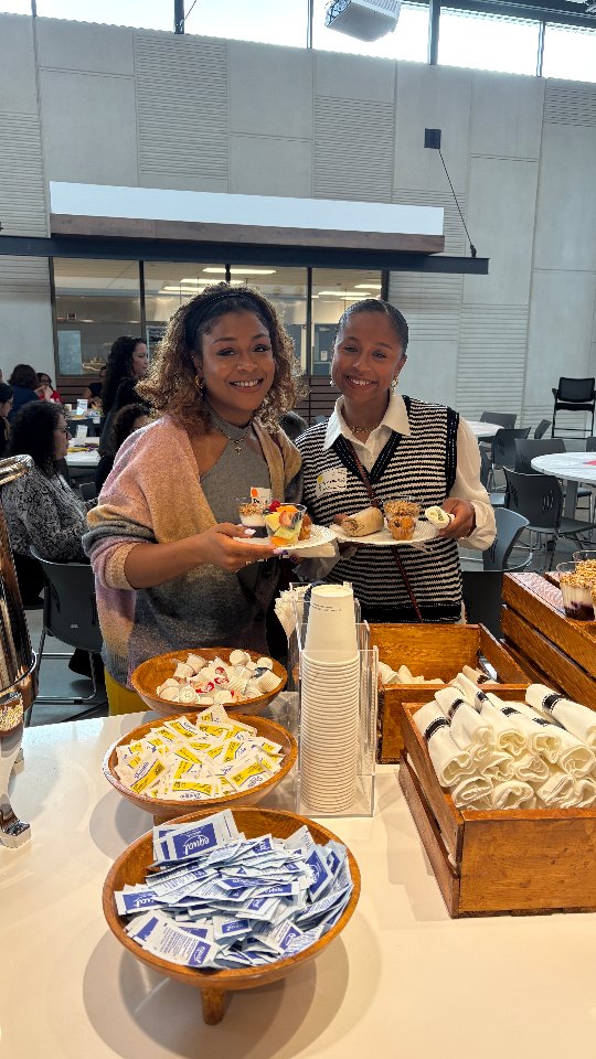 Cajun Cafe Chicago had the pleasure of catering the Chicago Foundation for Women Grantee Convening, hosted at @thehatcherychi.
We truly appreciate the @chifdn4women for having us and trusting us to cater this event. The work being done to support and uplift women across our communities is powerful, and we’re honored to be a part of bringing people together through food.
Opportunities like this mean a lot to us, and we appreciate every chance to build real relationships through the work we do.
If you’re planning an upcoming event, we’d love to be a part of it.
#CajunCafeChicago #ChicagoCatering #ChicagoEvents #CommunityImpact #CorporateCatering