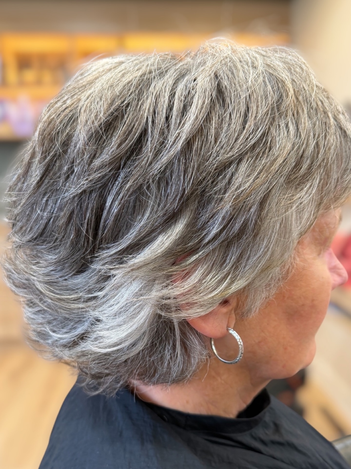 Using my Form & Fall™ cutting technique, this haircut has been designed to work with the hair’s natural movement and growth pattern — allowing it to fall into place with ease.
When a haircut is created this way, it doesn’t lose its shape after a few weeks.
It evolves.
This is how hair can last 3–5 months between appointments
while still feeling intentional and well-designed.
Less frequent visits.
More ease in how your hair lives with you.