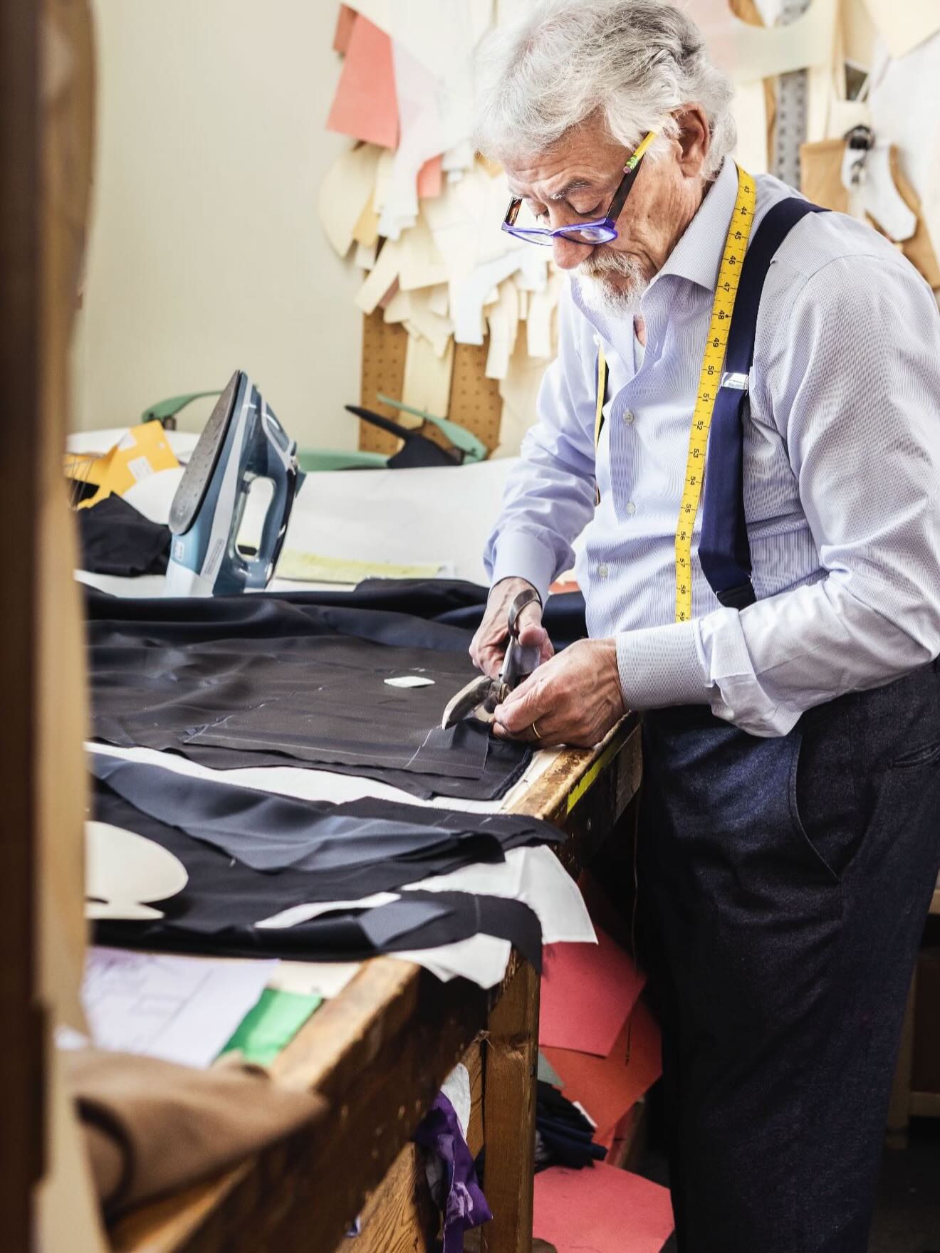 Thoughtfully handcrafted in New York! 🪡🧵✂️
-
-
-
-
-
-
#newyork #custom #customclothing #tailoring #handmade