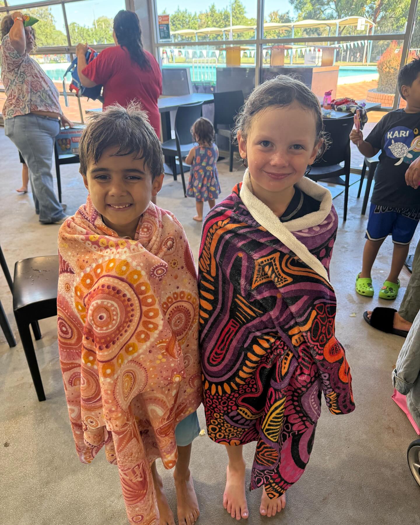 Thank you @yarn_marketplace for supporting our kids swimming program with these deadly towels ๐๐๐๐๐งก Thanks for helping our kids feel confident in and out of the water ๐ฆ๐๐ซถโจ