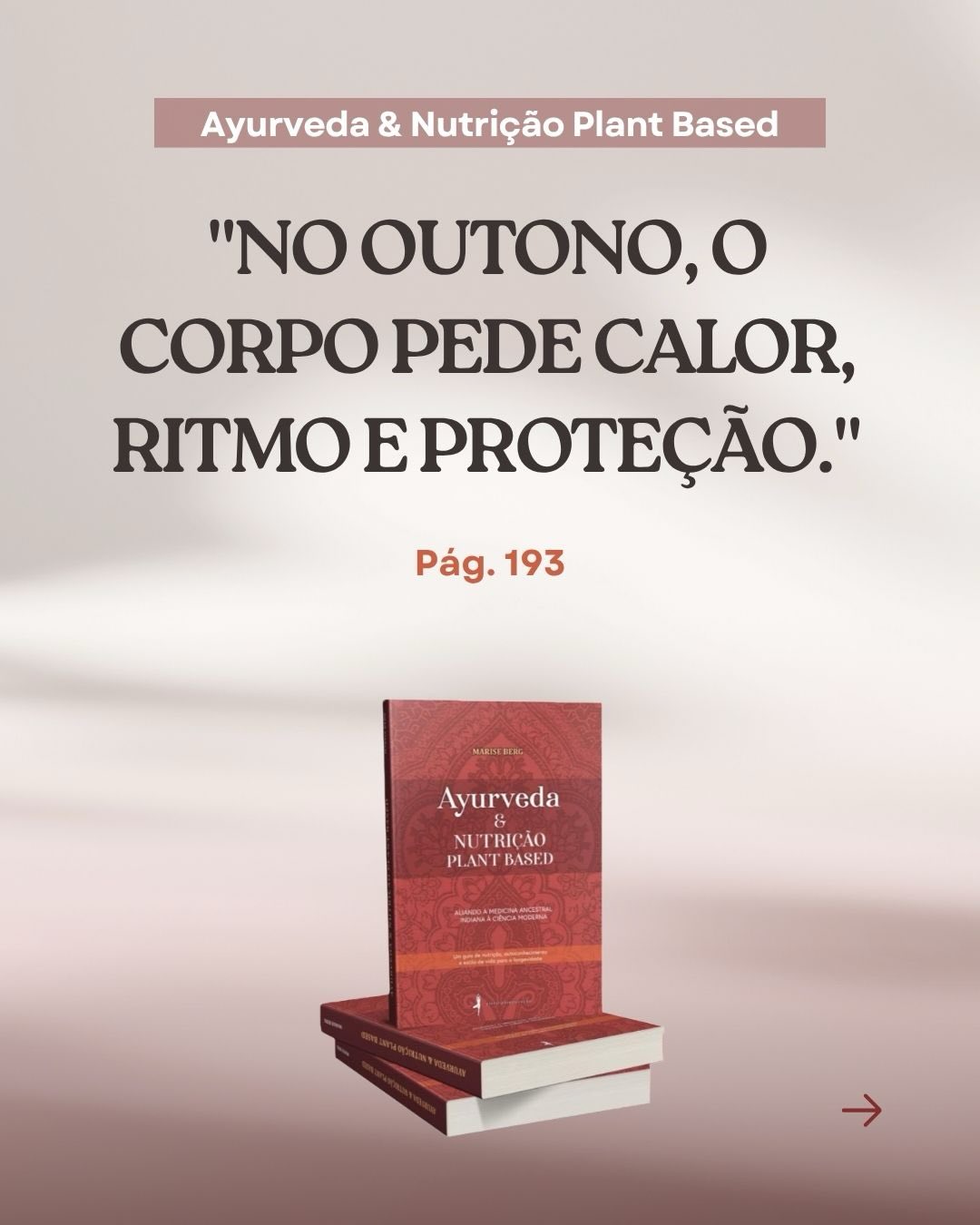 O outono chega… e o corpo começa a sussurrar por mais calor, ritmo e proteção 🍂
Quando a energia vāta se intensifica, é comum sentir mais instabilidade, ressecamento, mente acelerada e dificuldade de manter constância no autocuidado.
O corpo pedem mais cuidado.
Ajustar a rotina nessa estação pode ajudar a:
• estabilizar o sistema nervoso
• sustentar energia ao longo do dia
• reduzir oscilações no apetite e no humor
• fortalecer os tecidos para o inverno
Cuidar da rotina é cuidar da forma como você atravessa a estação.
Se esse tema te chama, no meu livro aprofundo como adaptar alimentação, hábitos e estilo de vida ao longo do ano, de forma prática e possível na vida real.
Você encontra o livro no link da bio ou no meu site
www.mariseberg.com.br 📚
#ayurveda #ayurvedabrasil #crononutrição #dinacharya #outono