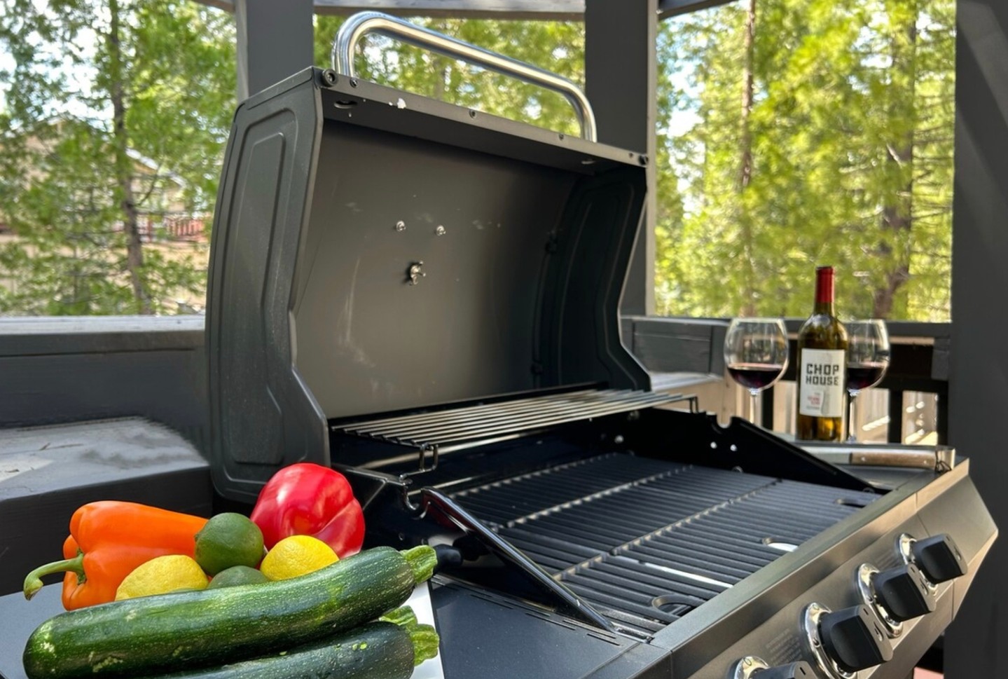 Sun-soaked lake days and mountain BBQ nights >>> ☀️🌲🔥
There’s just something about coming back from the lake, firing up the grill, and ending the day on the deck with your favorite people.
Book your summer escape at Lux Western Cabin and make the memories. 🛶🍔 - www.thecabinhost.com
#ShaverLake #MountainSummer #LakeDays #BBQNights #CabinLife #SummerInTheMountains #TheCabinHost #FamilyGetaway #WeekendEscape
