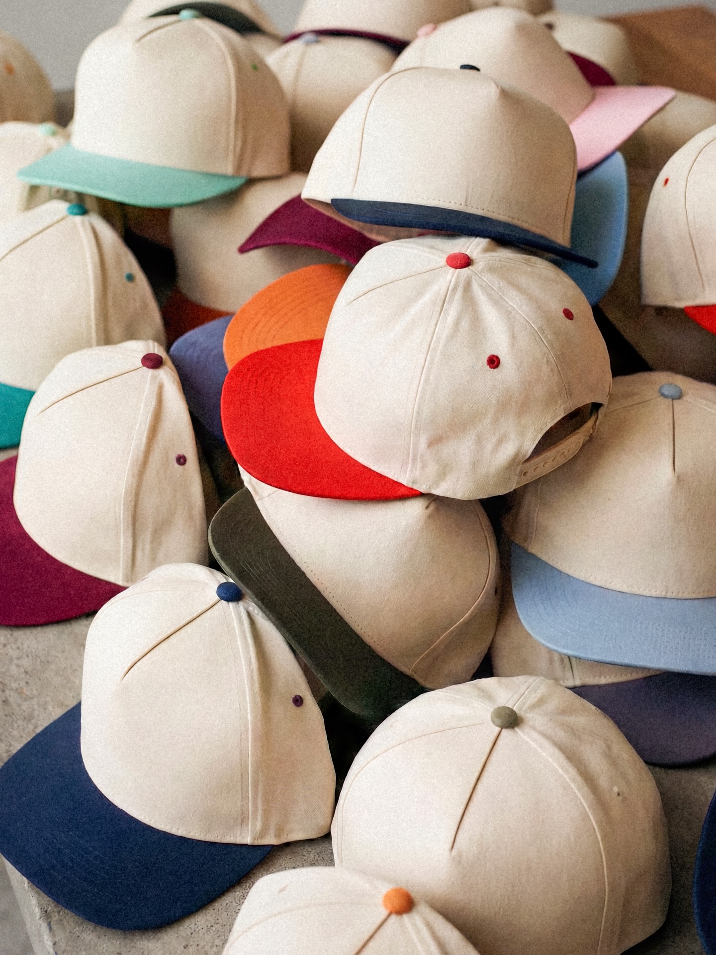 good luck choosing just one color 👀
our blank truckers come in so many colors and they’re made to be customized your way.
perfect for brands, teams, event, or just because!
wholesale truckers- link in bio 😌
#cctrucker #truckerhat #ccbeanie #wholesalehats
