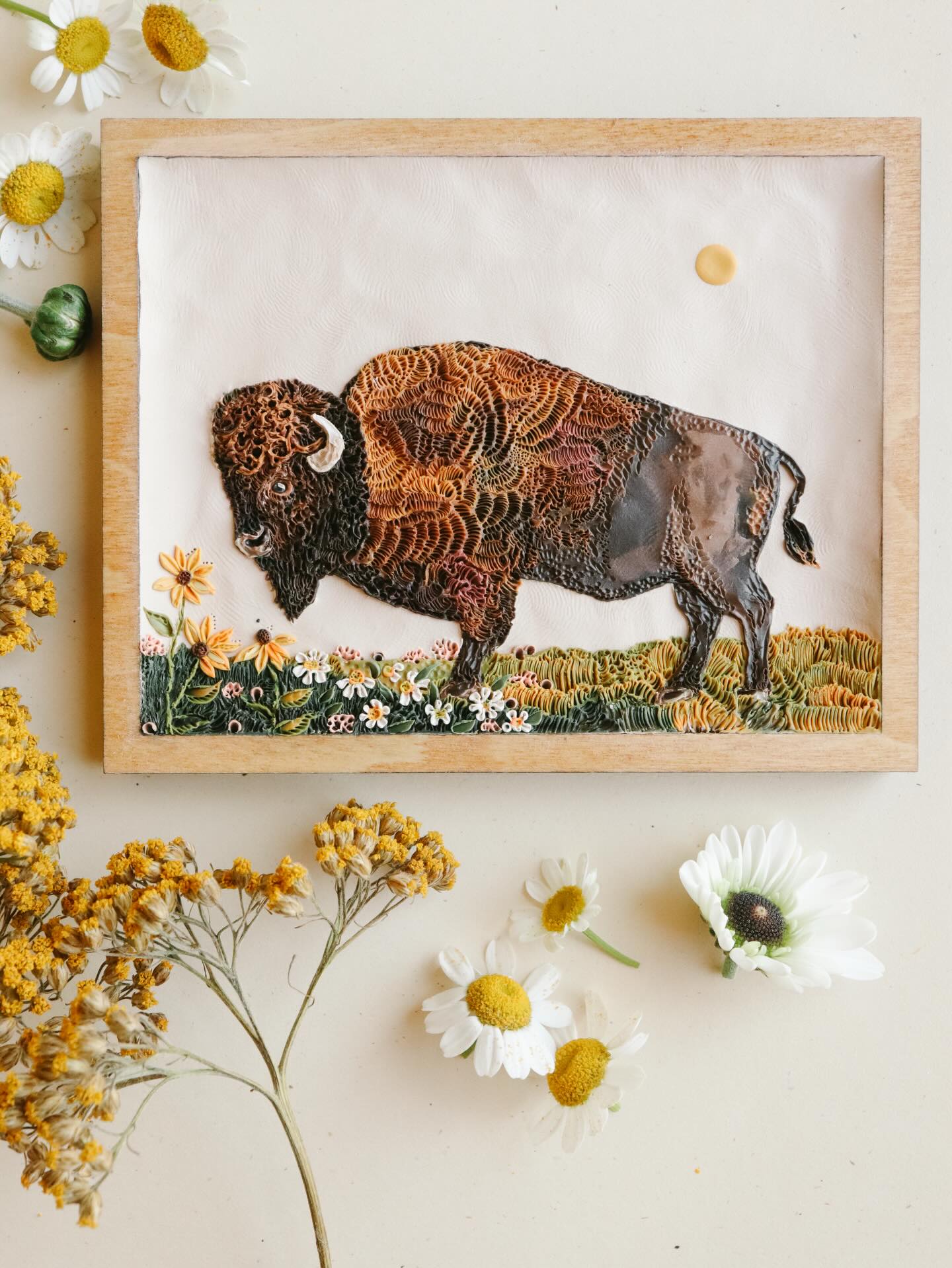 Happy Friday from “Grassland Ranger” a bison with so much fluffy fur you’re gonna have to see it up-close at @junkstock to believe it!
🦬🔍
This year’s OG clayscape collection is something I’m really proud of. I can’t wait to show you all of them during our in-person events this year, which I just listed on our site!!! Where will I see YOU?! 🚌🎉🫶🏼