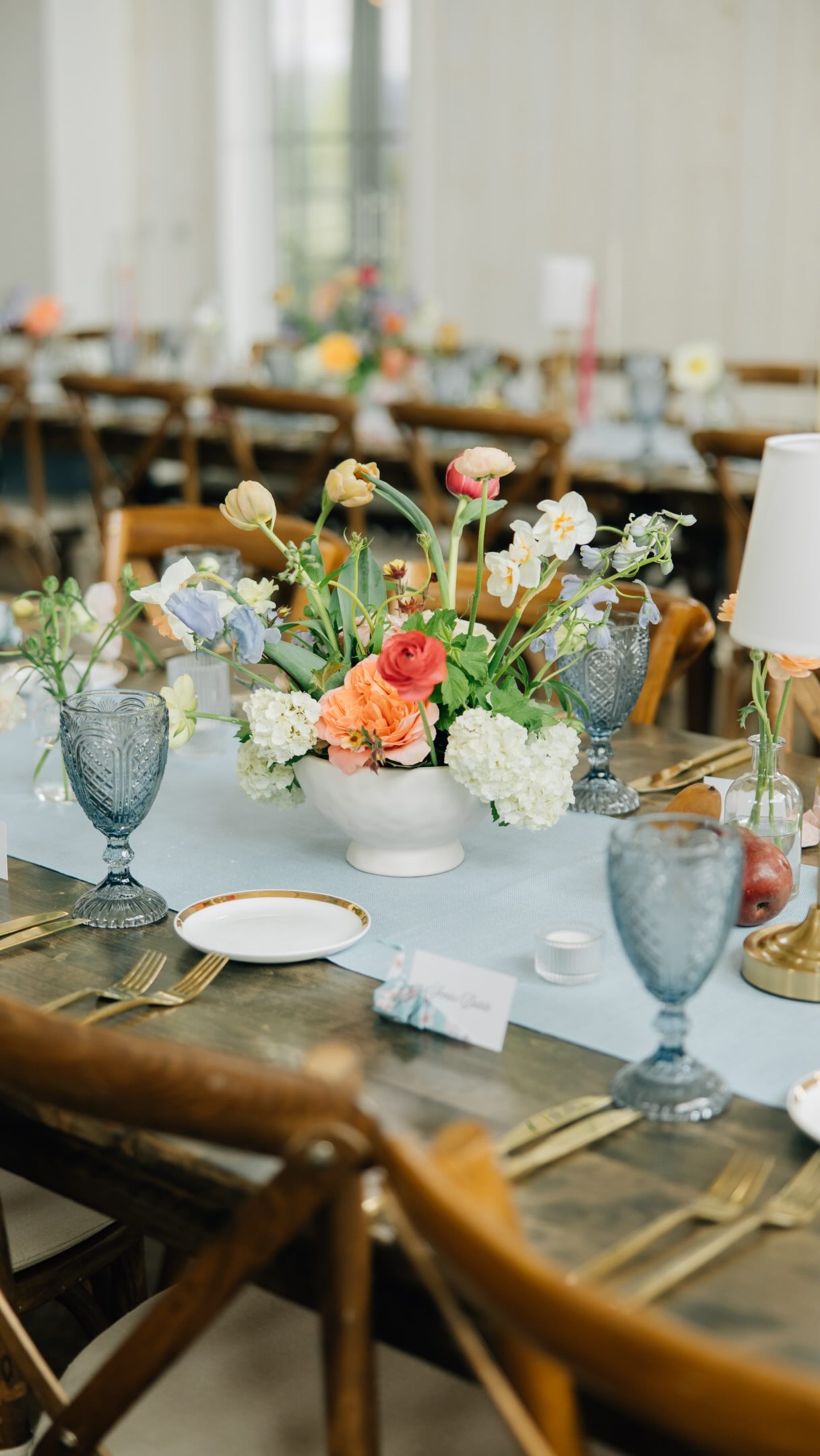 A glimpse behind the scenes of @whitswalker dreamy day and what it truly means to work with us đ¤
From the first design conversation to the final candle lit, every detail is thoughtfully curated to tell your story. Iâm deeply passionate about crafting intentional table designs, layering textures, florals, and dĂŠcor to create a cohesive, elevated experience for your wedding day.
This is more than just flowersâitâs full-service floral and event styling, with guidance every step of the way. From collaborating on your vision to leading my team on install day, Iâm there to ensure everything comes together seamlessly.
If youâre looking for someone who will not only design but truly care about every detail, youâre in the right place. â¨
Venue @riverbottomsranch
Rentals @allouteventrental
Catering @culinarycrafts
Floral & decor @delaflor.studioco
Video by @jackiesiggardphotovideo