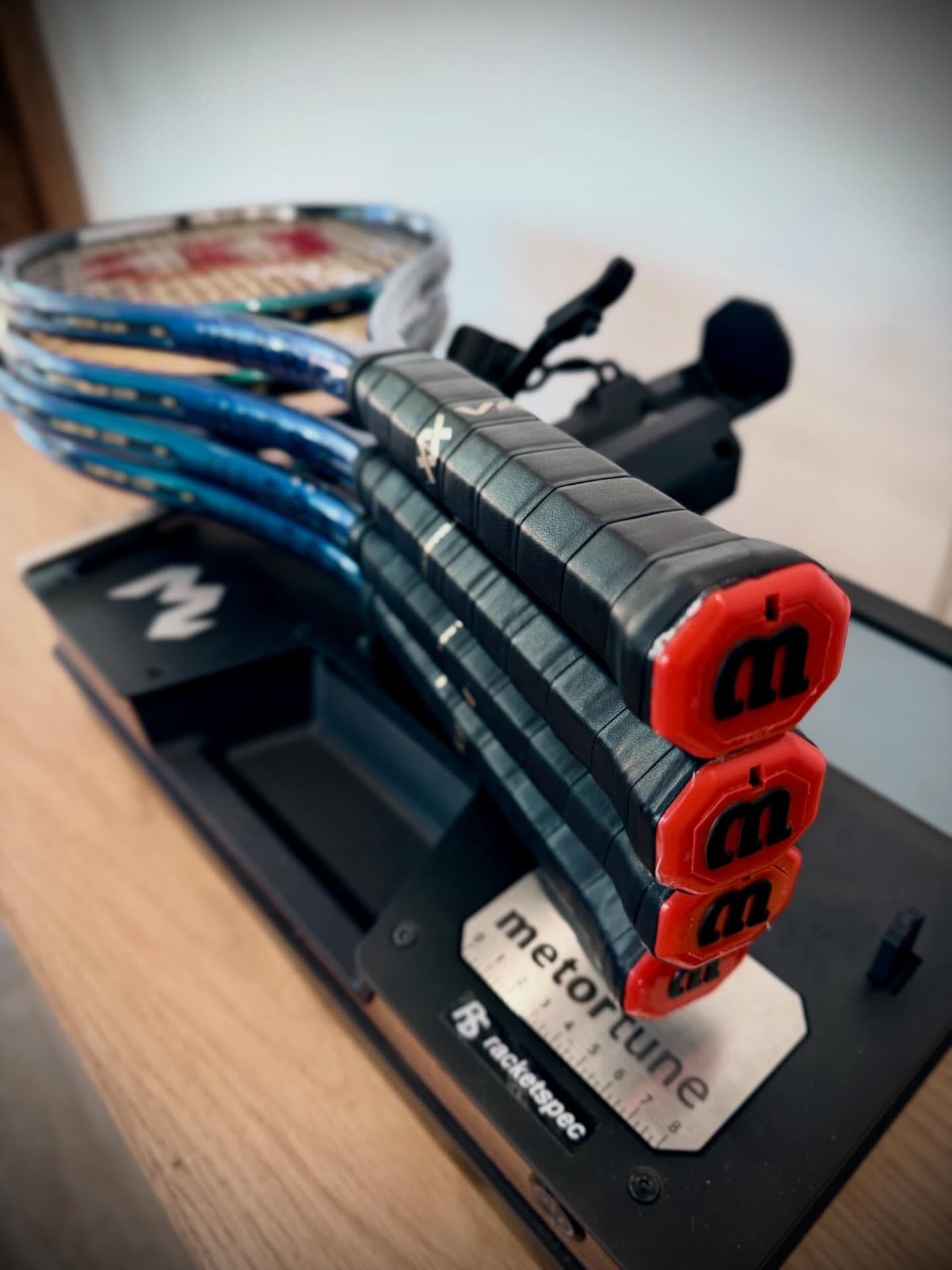 Pleasure to help @fernando_romboli optimise his racket set up ๐๐ง๐ท #custom #wilsontennis #tennis #atp #racketspec