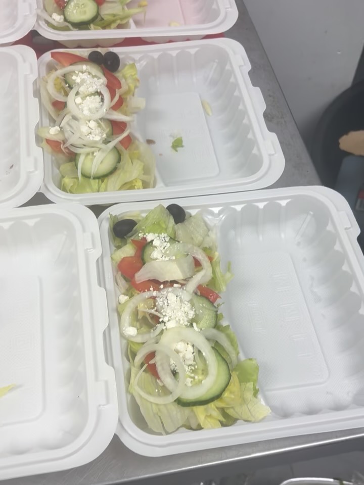 Our yesterday 30 people individual meal and dessert for Gilda’s Club Barrie ! For catering call us 7057210505