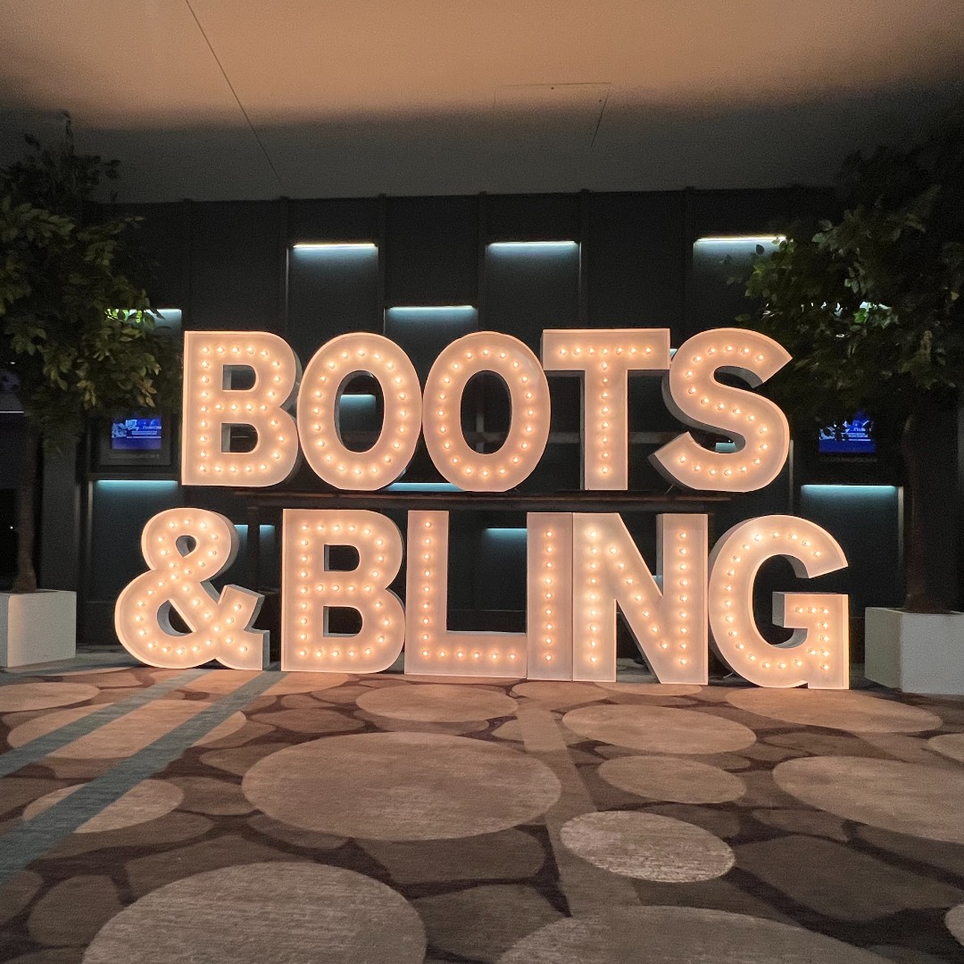 Boots on. Bling bright.
If your corporate event isn’t turning heads the second guests walk in… we should talk.
Iowa Glow Co. brings the WOW — you just show up.
https://www.iowaglowco.com/