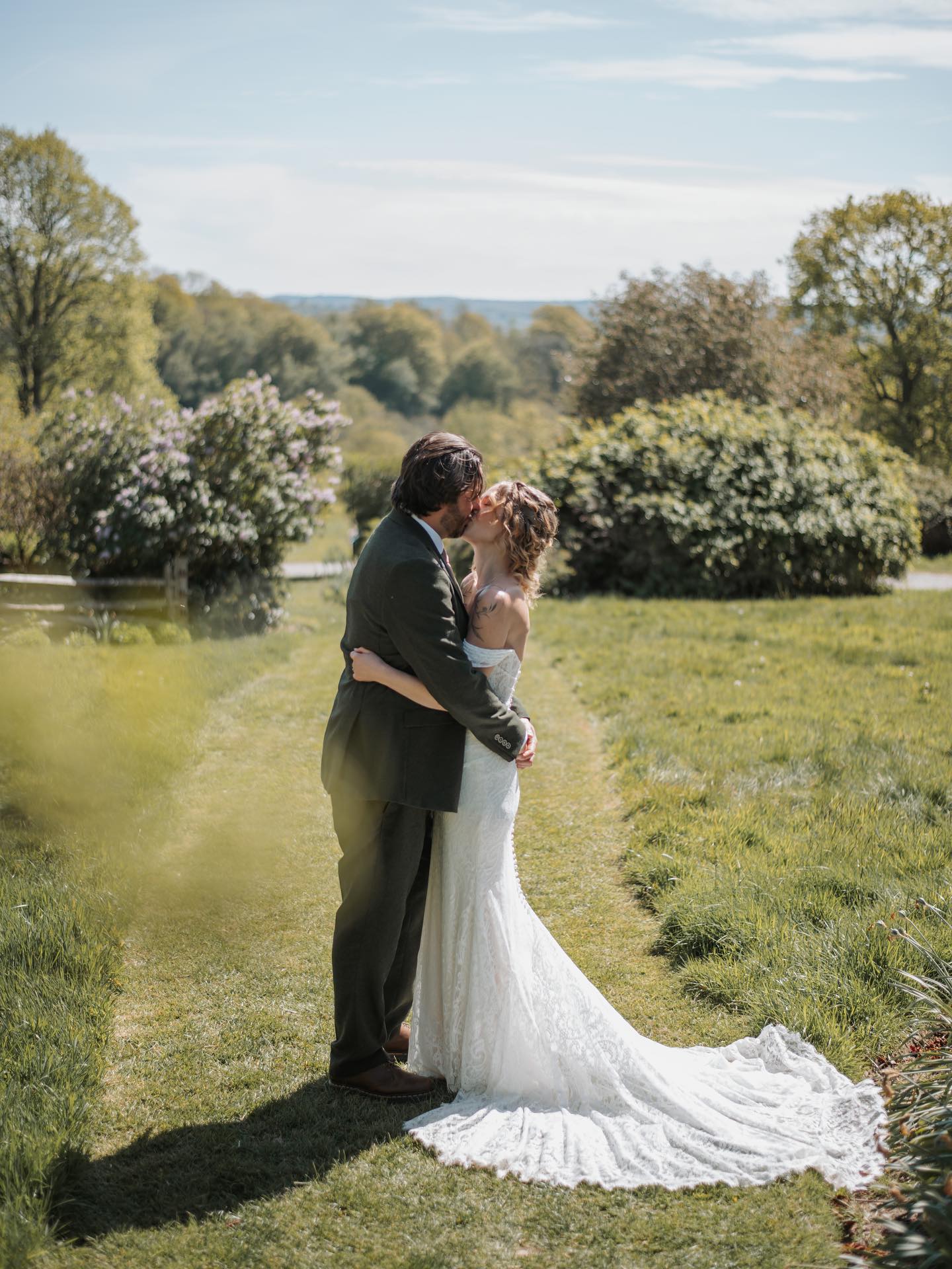 What an absolutely glorious day I had on Saturday capturing the memories from C&Js beautiful day set @hoathhouse 💍
Venue @hoathhouse
Dress @ adorejustinalexander @justinalexander @justinalexandersignature @isabellagracebridal
Hair @bridalhair_by_suzy
#londonweddingphotographer
#kentweddingphotographer #engagementphotoshoot
#bexleyweddingphotographer #sidcupweddingphotographer
#londonweddingphotographer #kentweddingphotographer #weddingphotos