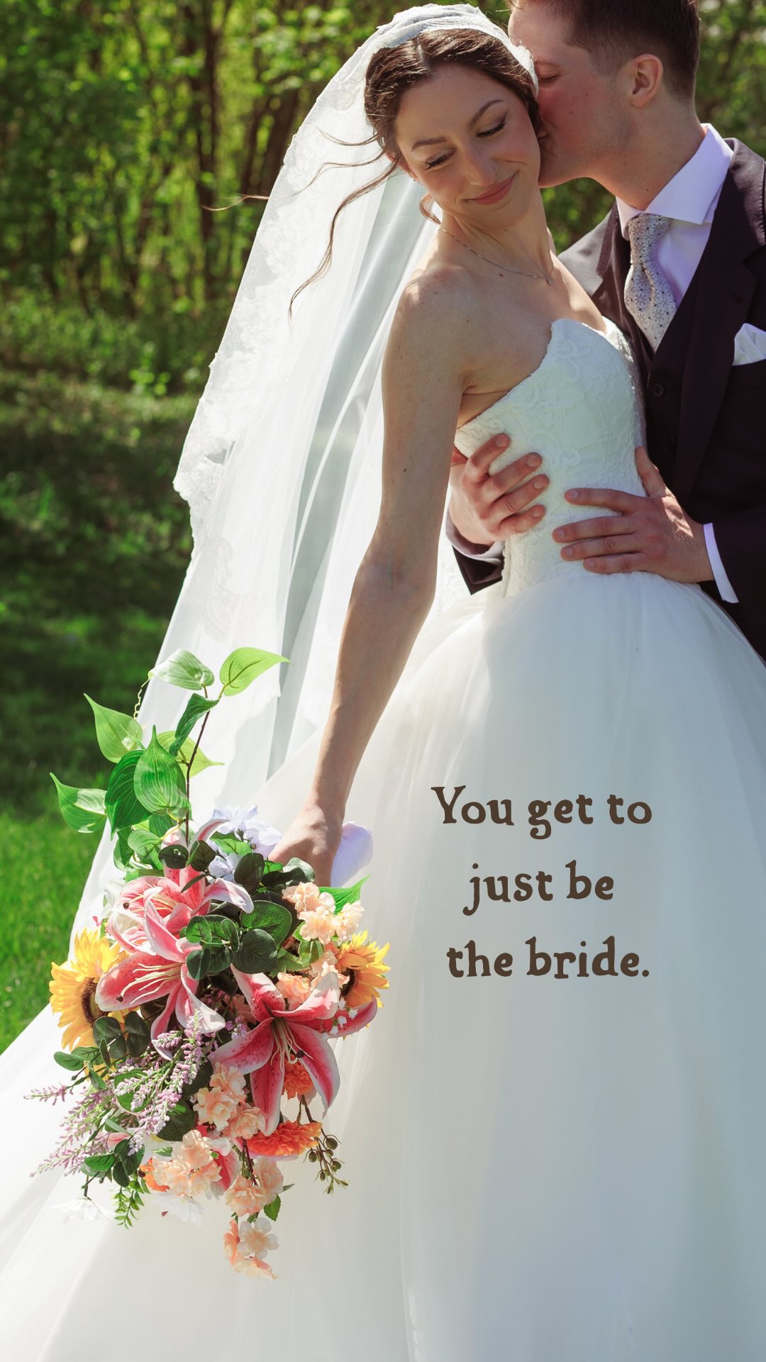 You get to just be the bride💐 We love you @cherliz
cover photo: @jonhenesseephoto