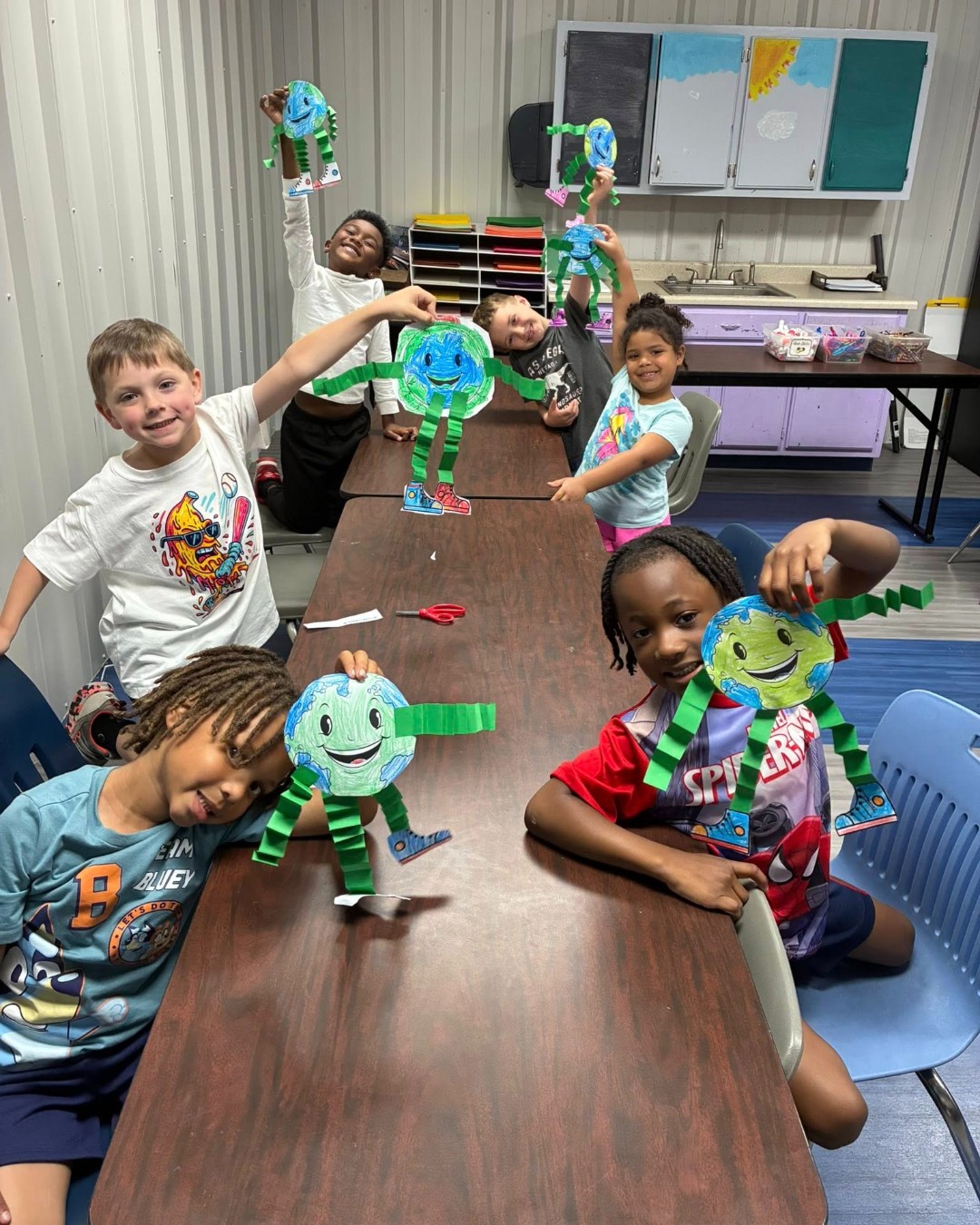 The kids at our Athens Club celebrated Earth Day by crafting their own Earth characters and learning what they can do to help protect the planet. Every great future starts with caring about the world around you! #BGCNAL #GREATFUTURES