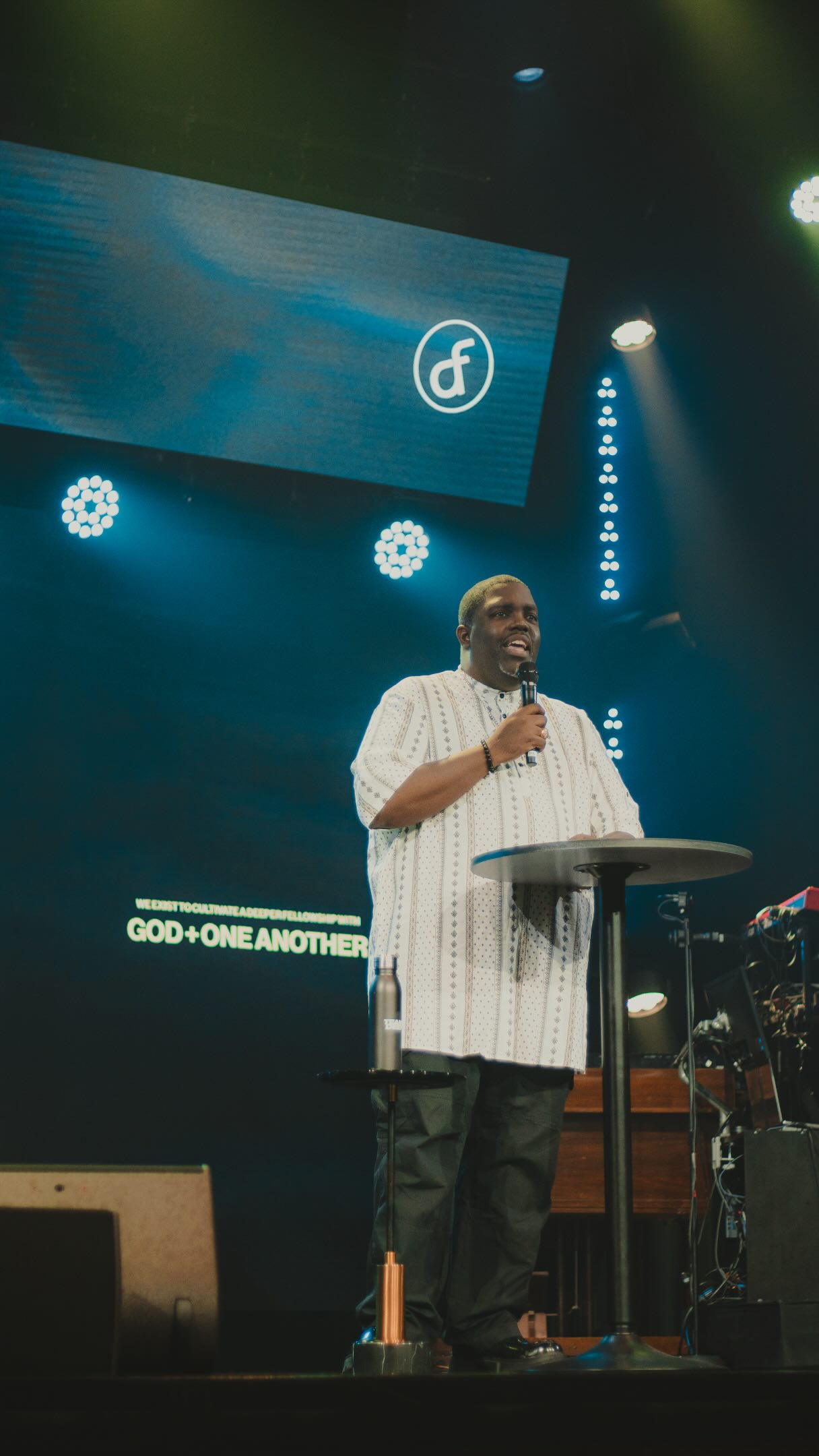 God forms us in secret — but He perfects us in community. 🙌🏾
You can’t fully know what Christ has formed in you until someone else becomes a beneficiary of it. Don’t be selfish with your growth. Let it be given away and watch it be reflected back to you.
Watch the full message “The Model of the Future” Part II now. 🔗 Link in bio.