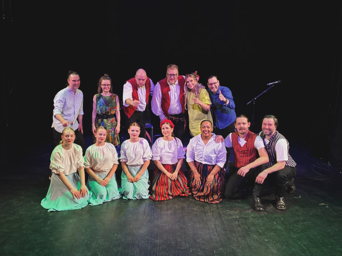 Parasta ❤️ Kiitos Lahti! Kiitos tanssijat @haiku.matitjamaijat @elssaantikainen @beltsi @neeareeta @smaguel ! Kiitos @masaduomusic ja kiitos, että kansanmusiikki elää ja hengittää myös Päijät-Hämeessä voimallisesti!
Tästä on hyvä jatkaa 💕