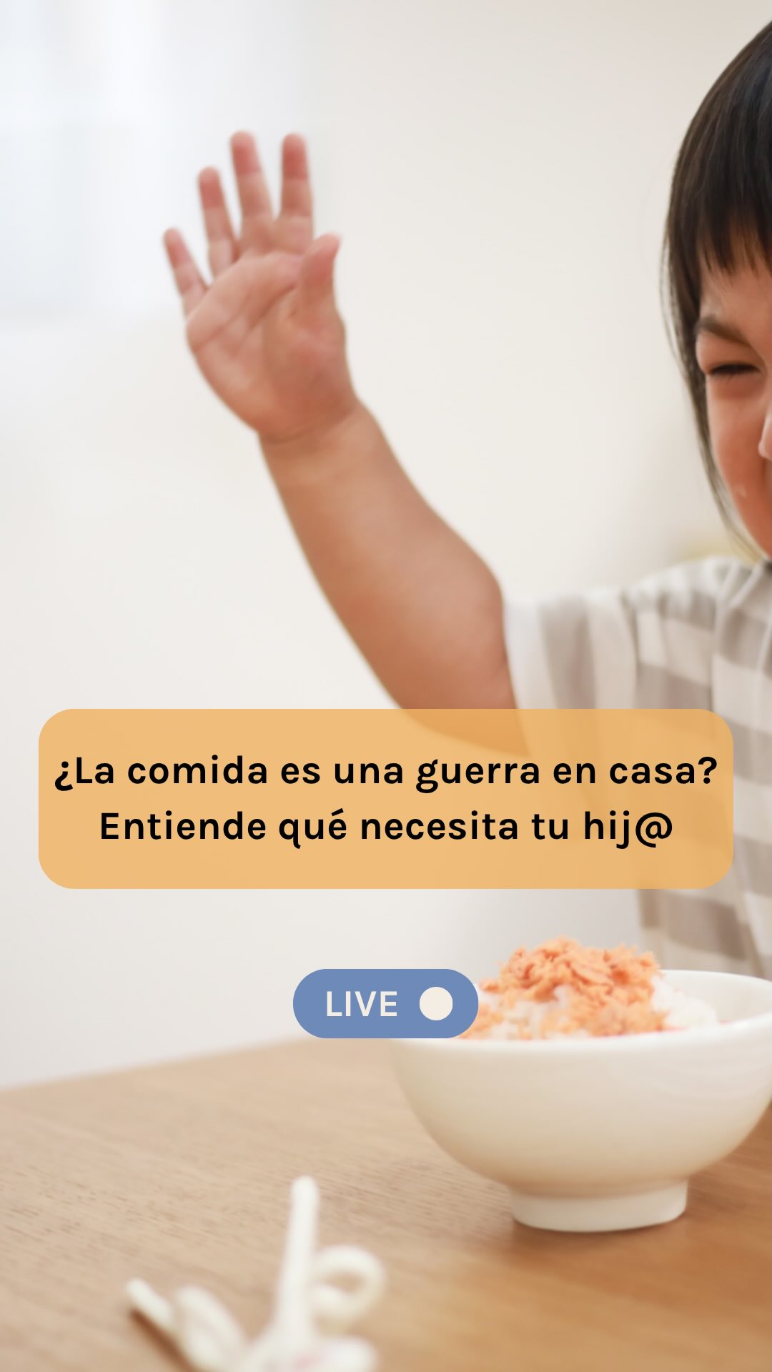 🍽️ Un tema constante en las familias que acompaño…
Niñ@s picky, que comen muy poco o muchísimo, que solo aceptan ciertos alimentos, que no se quedan en la mesa o comen lentísimo 😮💨
Sí, podemos trabajar rutinas, límites y estructura…
pero la gran pregunta es:
👉 ¿Cómo cuidar su nutrición sin forzar?
👉 ¿Cómo ayudarles a aceptar nuevos alimentos?
Porque no es solo conducta…
es relación con la comida, sensorialidad y desarrollo 🧠💛
✨ Sí hay formas de lograrlo, sin peleas
¿Te pasa en casa? 👀
#crianzaconsciente #crianzarespetuosa #alimentacioninfantil #niñospicky #nutricioninfantil
