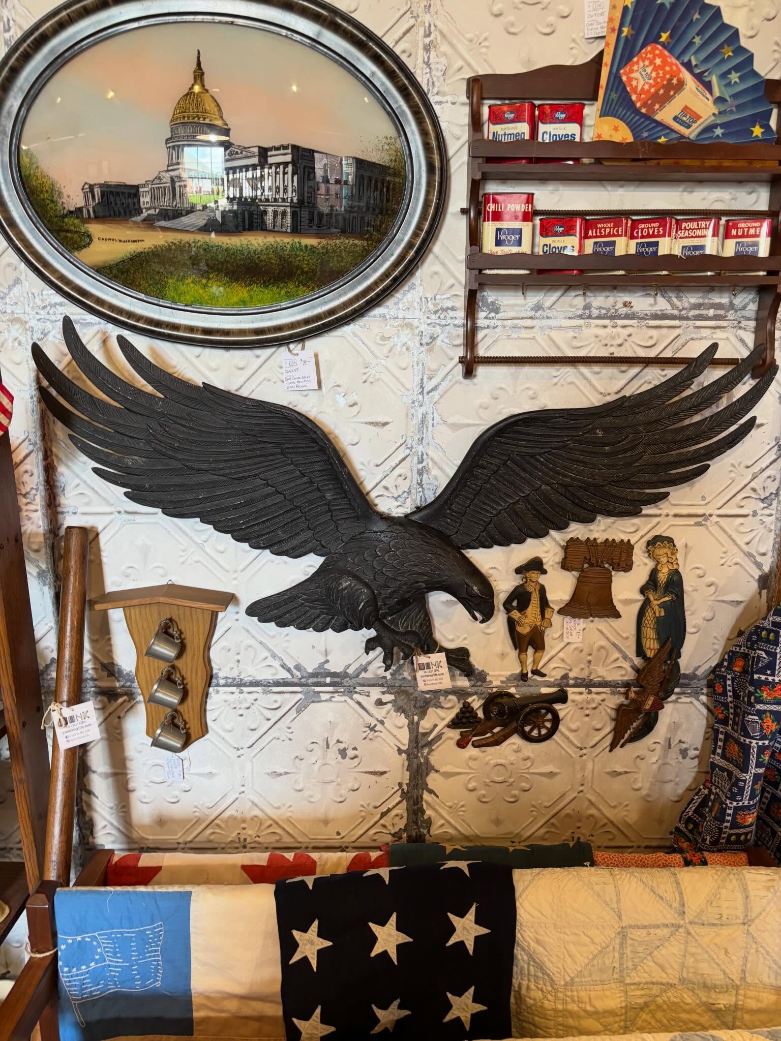 Post 2 of 2–With the 250th anniversary of the USA quickly approaching, I created a whole section of my booth at Dutch Lady Antiques in Nappanee, Indiana dedicated to all things red, white and blue! #junkismylife #vintageamericana #redwhiteandblue🇺🇸 #vintagedecortour #welcomehomevintagetour