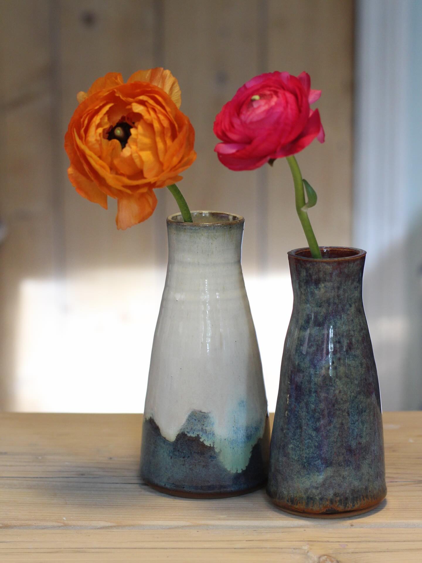 Vases 2 and 3! I had so much fun taking these photos and it’s really made me appreciate the light in my kitchen late afternoon… #jenmakespots #handthrownvase #bristolpotter #stwerburghs