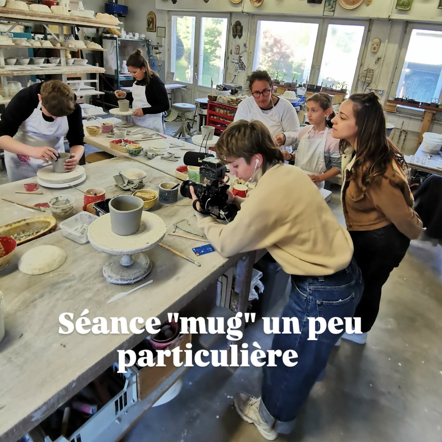 Voici le lien du reportage :
https://www.franceinfo.fr/replay-jt/france-2/13-heures/cigognes-saison-des-asperges-tradition-ancestrale-de-terre-cuite-a-la-decouverte-de-l-alsace_7961768.html