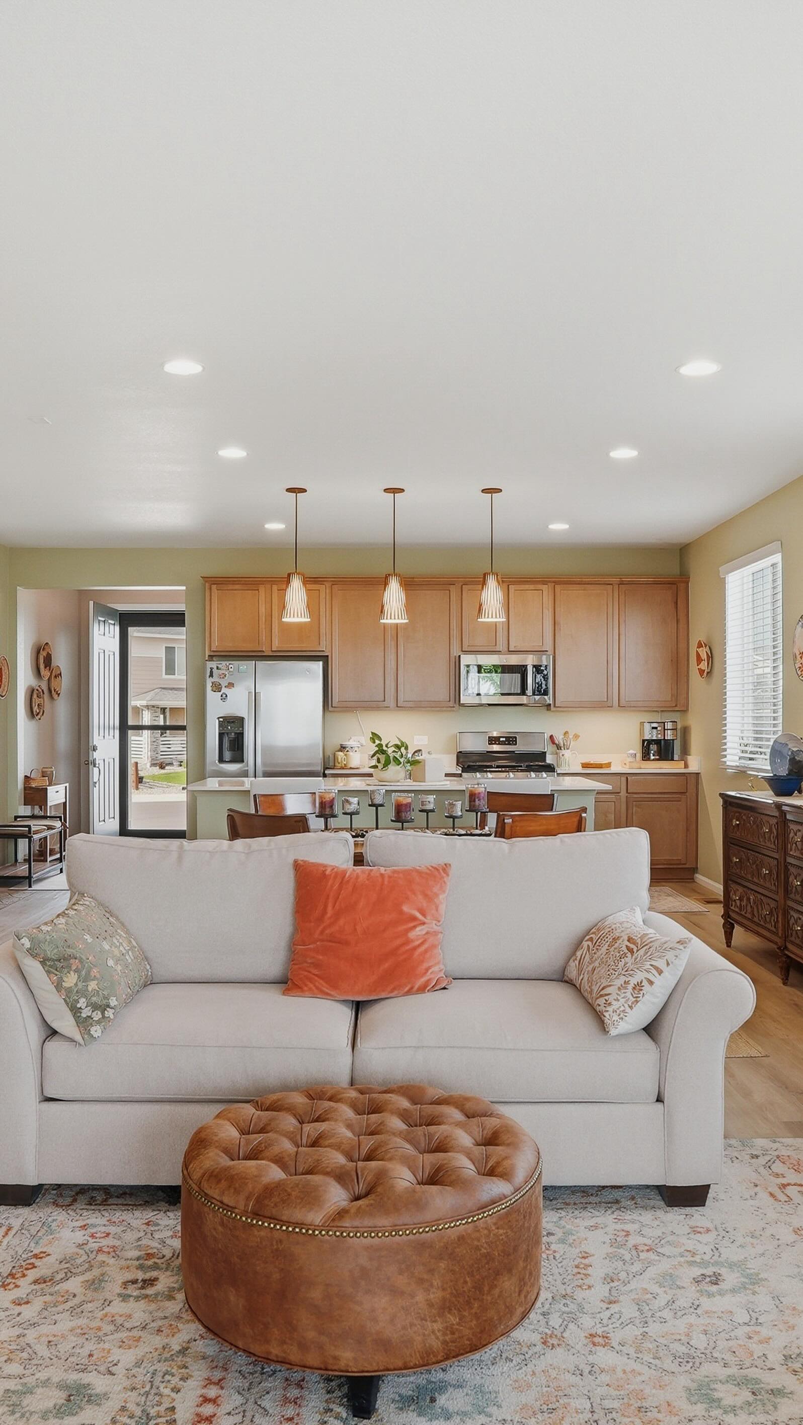 This one wasn’t meant to be rushed.
Soft light, clean lines, and a layout that just flows… this home in Johnstown had a calm to it that deserved a slower approach. So that’s exactly how we shot it.
Nothing over the top. No crazy transitions. Just intentional movement, natural light, and letting each space breathe the way it’s supposed to.
From the warm, inviting kitchen to a living space that actually feels lived in… this is the kind of home you don’t just walk through, you settle into.
Sometimes the best videos aren’t the loudest… they’re the ones that make you feel something. 🎥
#HeliosRealEstateMedia
#JohnstownColorado
#CinematicRealEstate
#SlowCinema
#RealEstateVideo
HomeVibes