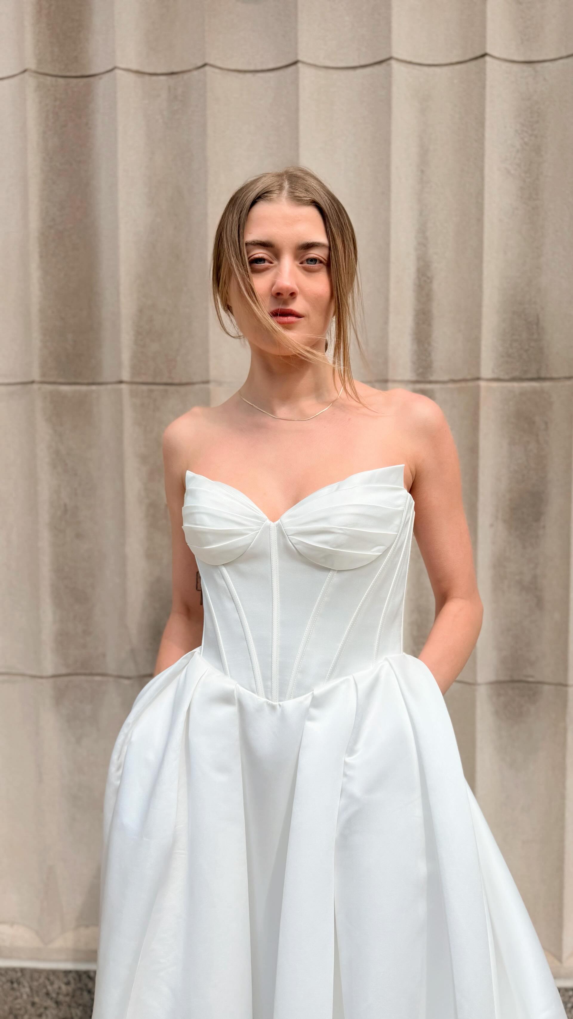 May 2026 brides, it’s officially your wedding month! Tap in with your date below 🥹🤍