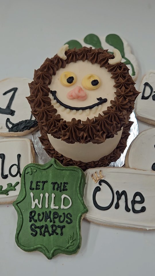 Let the WILD rumpus start!
What a fun first birthday theme!
