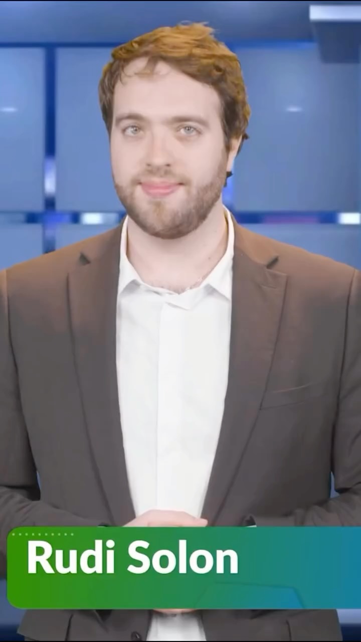 Nem a guerra interrompeu o percurso. Mas ouvir quem viveu esse caminho muda tudo.
Neste trecho do programa exibido no Shalom Brasil em 26/04, participantes do Machon LeMadrichim Chutz LaAretz compartilham, em primeira pessoa, o que significou chegar a Israel em um momento de incerteza — e por que decidiram estar ali.
Entre desafios e decisões, aparece algo essencial: a escolha de participar, aprender e assumir um papel.
O programa completo está disponível no YouTube do Shalom Brasil.