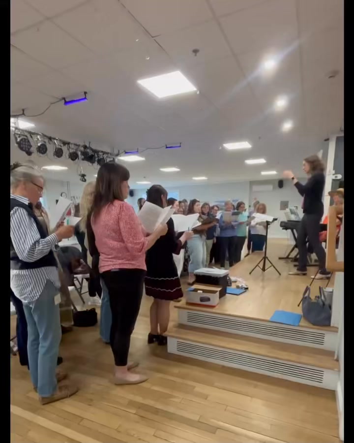 The Aquidneck Singers have been joyfully preparing “Songbird” this week, letting the beauty of this gorgeous spring weather inspire every note.
With open hearts and voices full of energy, we’ve been singing with true gusto. We are embracing the warmth, the light, and the feeling of new beginnings that this season brings.
We can’t wait to share it all with you at Song Fest, tomorrow, Saturday, May 2nd at Portsmouth Middle School at 4:00 PM! The suggested donation is $20 per person, $40 per family.
Come celebrate music, community, and the spirit of spring with us. Let your heart take flight with our Songbirds. 🎶
#AquidneckSingers #SongFest #Songbird #SpringVoices #NewportSings