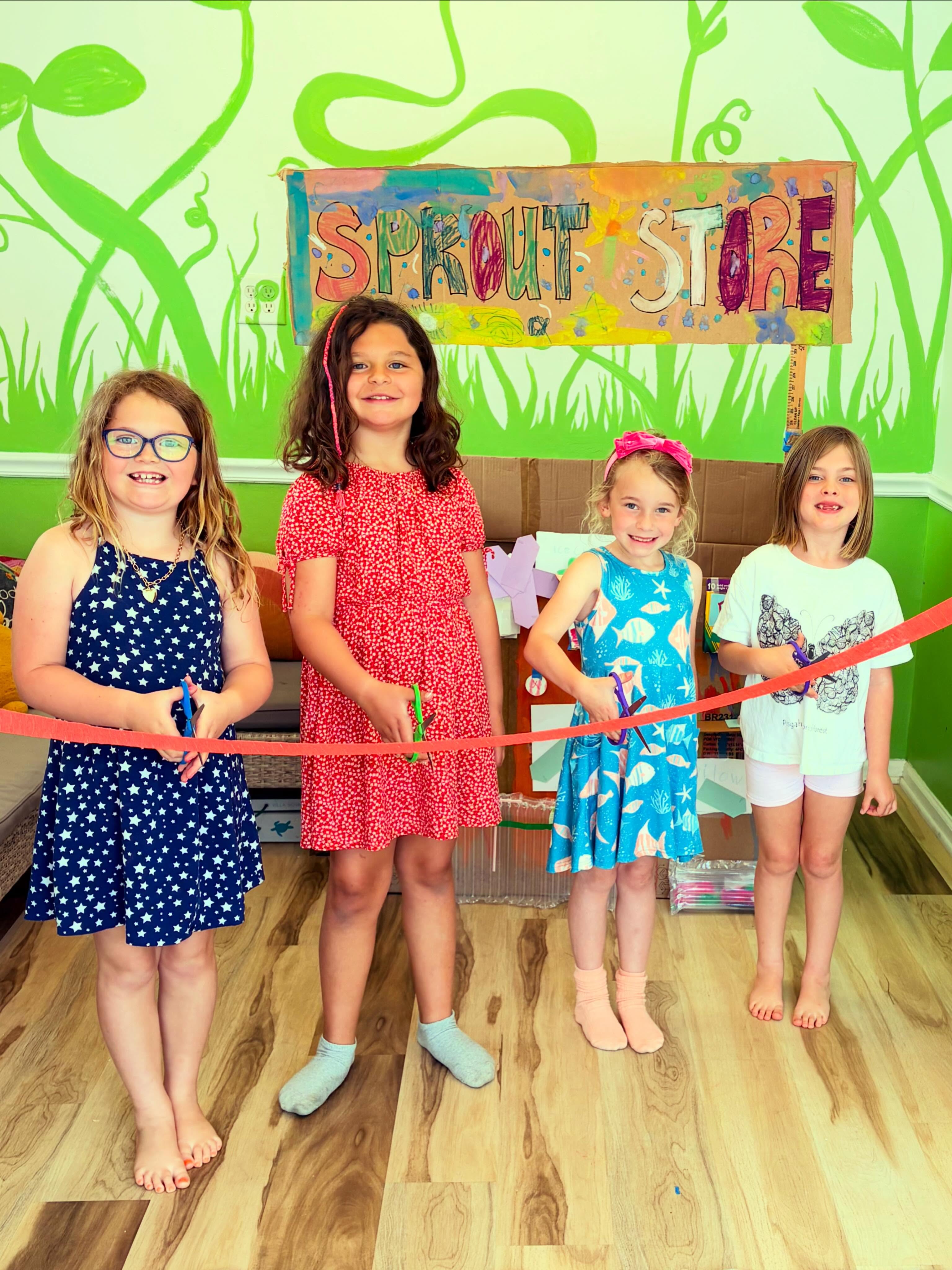Hi 👋!
It’s been a while. Here’s proof that we’re still over here smiling and creating!
There’s always something new happening in the stu! ✌️ ❤️ 🌱
🌱Join us Friday and Saturday for Open Studio Art & Music with Emma.
🌱We will also be open Monday for Kids Day Off!