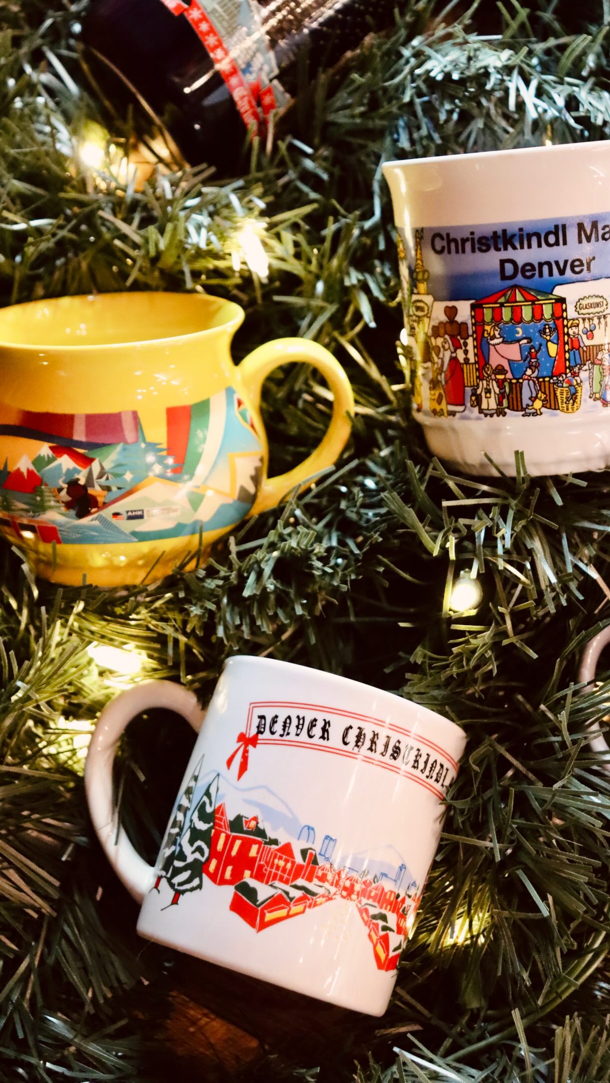 Our collection might be missing a few years, but the memories are all there! 🤗✨ Looking back at the Denver Christkindlmarket always warms our hearts. 🎅☕️
How are you using your collectible mug or stein during the off-season?
.
#christkindlmarket #holidayfun #christmas #denverevents #thingstododenver