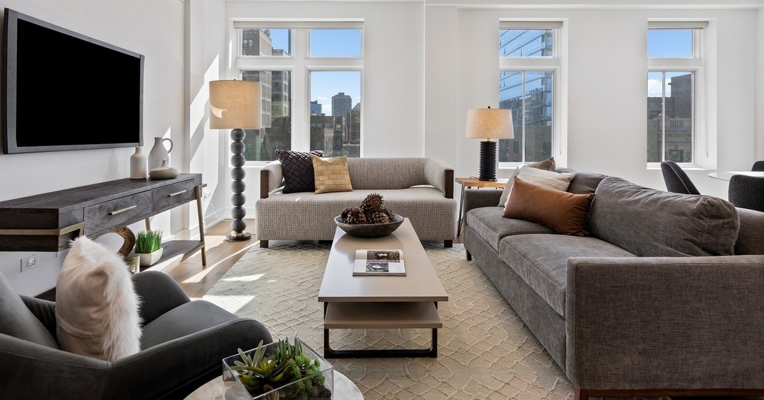 Embracing the beauty of understated elegance. The clean lines, soft textures, and calming color palette create a timeless and inviting atmosphere. #chicago #chicagorealestate #havenhomestager #chicagohomestaging #stagingworks #stagingsells #staging #homestaging