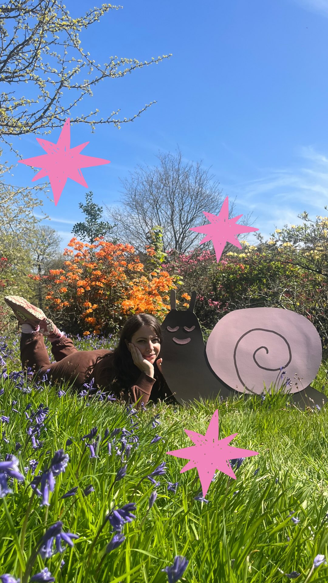This is my vibe, if it’s yours too, maybe we should be penpals? @slowdownbabemail
So I made a list of my vibes:
★ writing letters like I did in my teens and just like my grandma (baba) used to 🧡
★ bit obsessed with having more slow mornings in my life (or moments where we can go ahhhhh sigh) 🧡
★ pressing flowers & making notes on the memories 🧡
★ getting into celebrating the seasons & nature in fun, silly, magical ways
★ playing a song whilst walking amongst the flowers imagining I’m in a soundtracked dream 🧡
★ liking making things that are handmade (& defo not perfect) but cute & nostalgic in vibes 🧡
★ nearing 40, but still love stickers & cute stationary
★ desperately wanting to spend less time on technology 🧡
★ knowing that friendship is one of the biggest romances in life & wanting more of it
★ love using all my senses as I’m a sensual babe
I make a monthly snail mail called SLOW DOWN BABE MAIL
★ inside you’ll find things like:
love letters, mixtapes, slow down practices, sensual / somatic moments, little ways to romance yourself & your pals & occasionally some handmade cuteness by me ★
be my penpal?
UK £8/month – Worldwide £11/month
you can stop & start whenever you like
sign ups close on the 28th of each month
★ comment SNAILMAIL and I’ll send you the link ★
#snailmailclub #slowdownbabemail #nostalgicfun