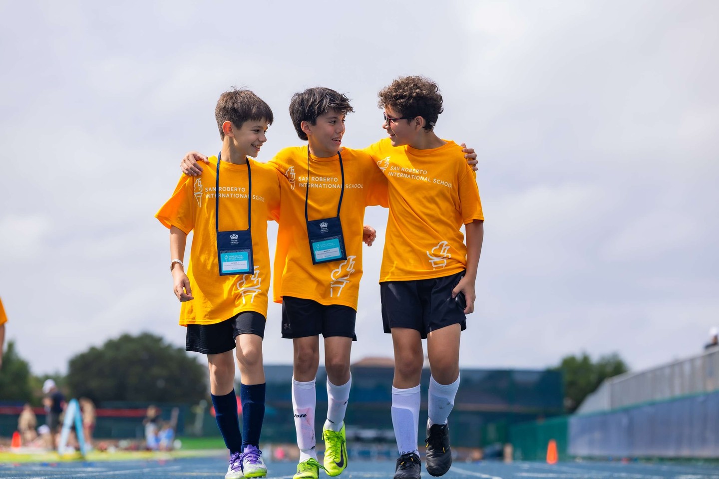 Day 1 of Junior Games 2025 was truly amazing! Nearly 600 students from 24 of Nord Anglia schools across the Americas gathered at Windermere Preparatory School in Orlando, Florida, to kick off a week filled with excitement, friendly competition, teamwork, and unforgettable moments.
Students from WPS gave everyone a warm welcome with an unforgettable opening ceremony, cheering on their peers and setting the tone for the days ahead.
The excitement continues to build as we head into Day 2 of JG2026! 🎉👏 #WeAreISR #JG2026