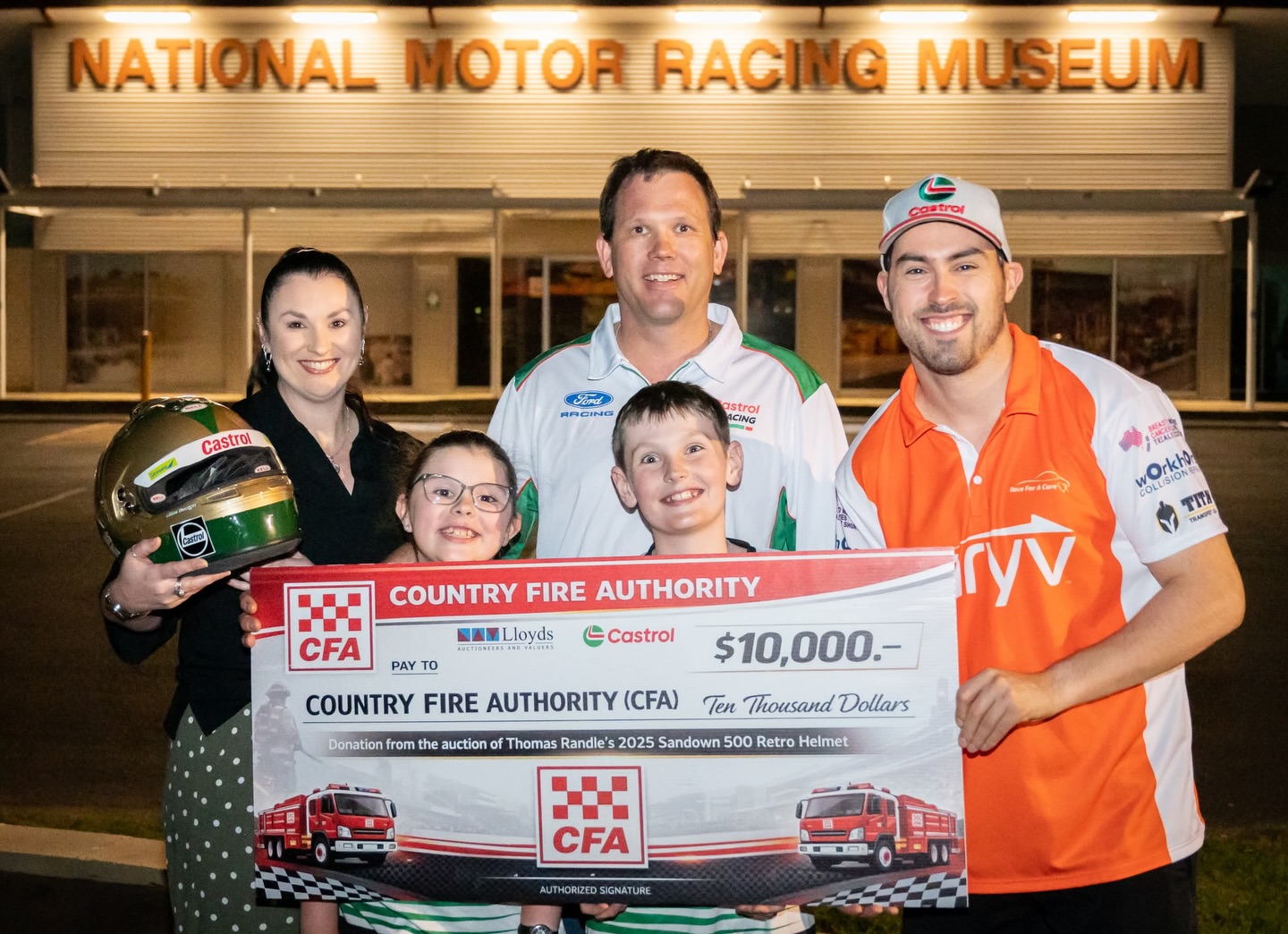 My Sandown retro helmet from last year auctioned off for $10,000, with all the money donated to the @cfavic 😃 Great to do the official hand over to Matt Holden at the Bathurst six hour this year ☺️