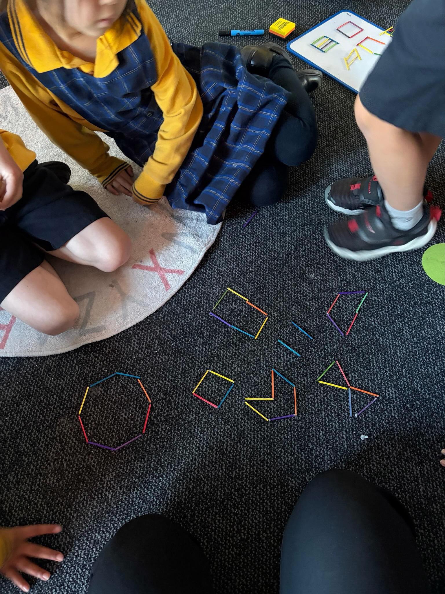 Year 1/2 have been exploring parallel sides! They have been making them using matchsticks! Have a look their polygons and the parallel sides!