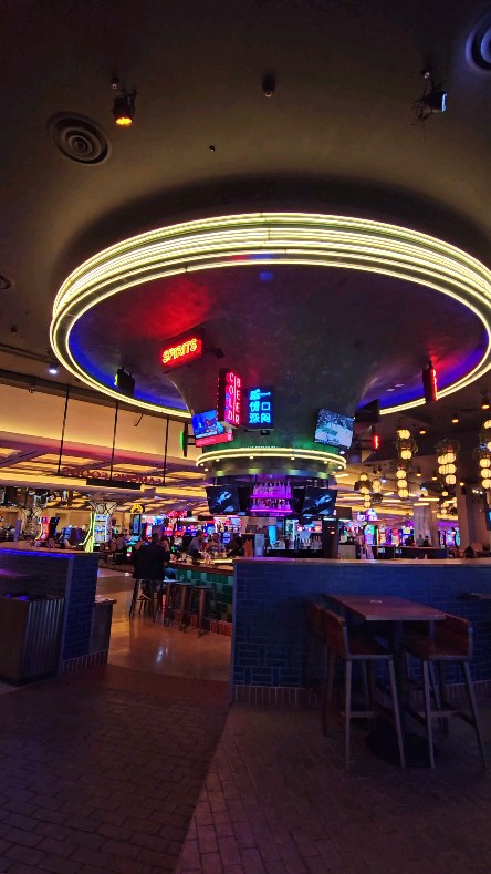 #vegasfoodhalls at https://youtu.be/79wK4lPxltg
