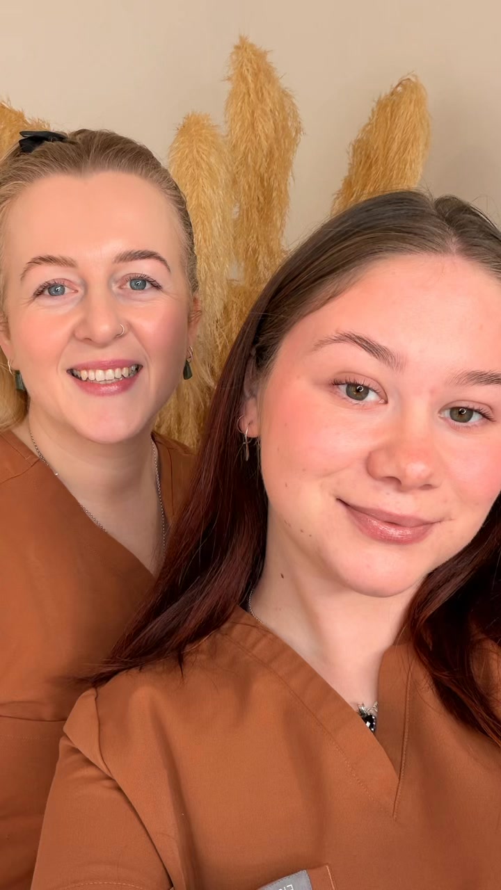 Get to know Jadana & Bianca from embellir ☕️🌸
#embellir #beauty #beautyclinic #dunedin