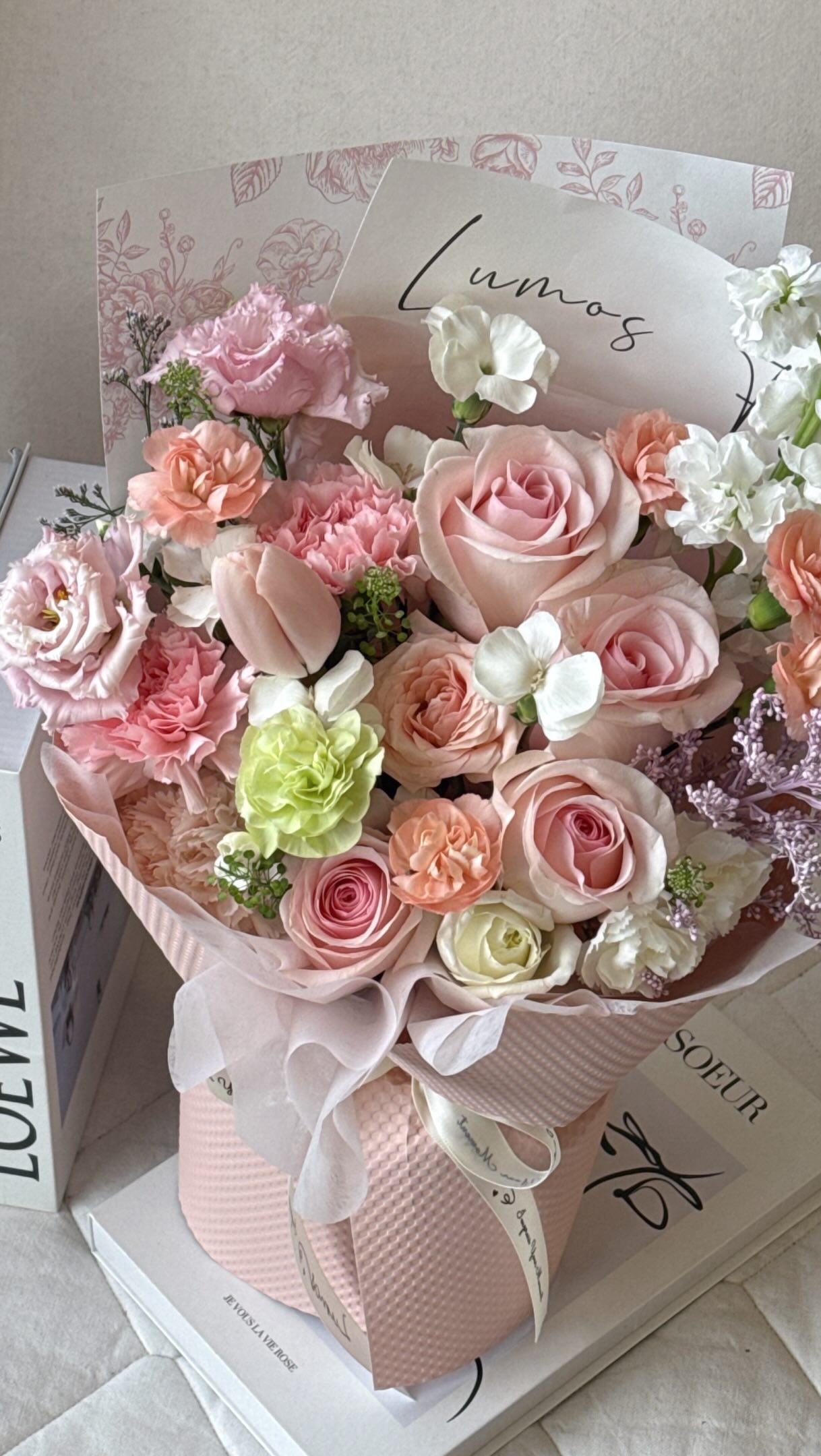 This dreamy pink bouquet is made with all the love for your mom this Mother’s Day.
Featuring soft pink roses, carnations and delicate blooms, perfect for saying “thank you” to the woman who means the world.
Local Toronto flower shop, delivery available across the city. Tag your mom to let her know she’s getting this 💗
#TorontoFlowerShop #TorontoFlowerDelivery #MothersDayToronto #PinkRoseBouquet #torontolocalbusiness