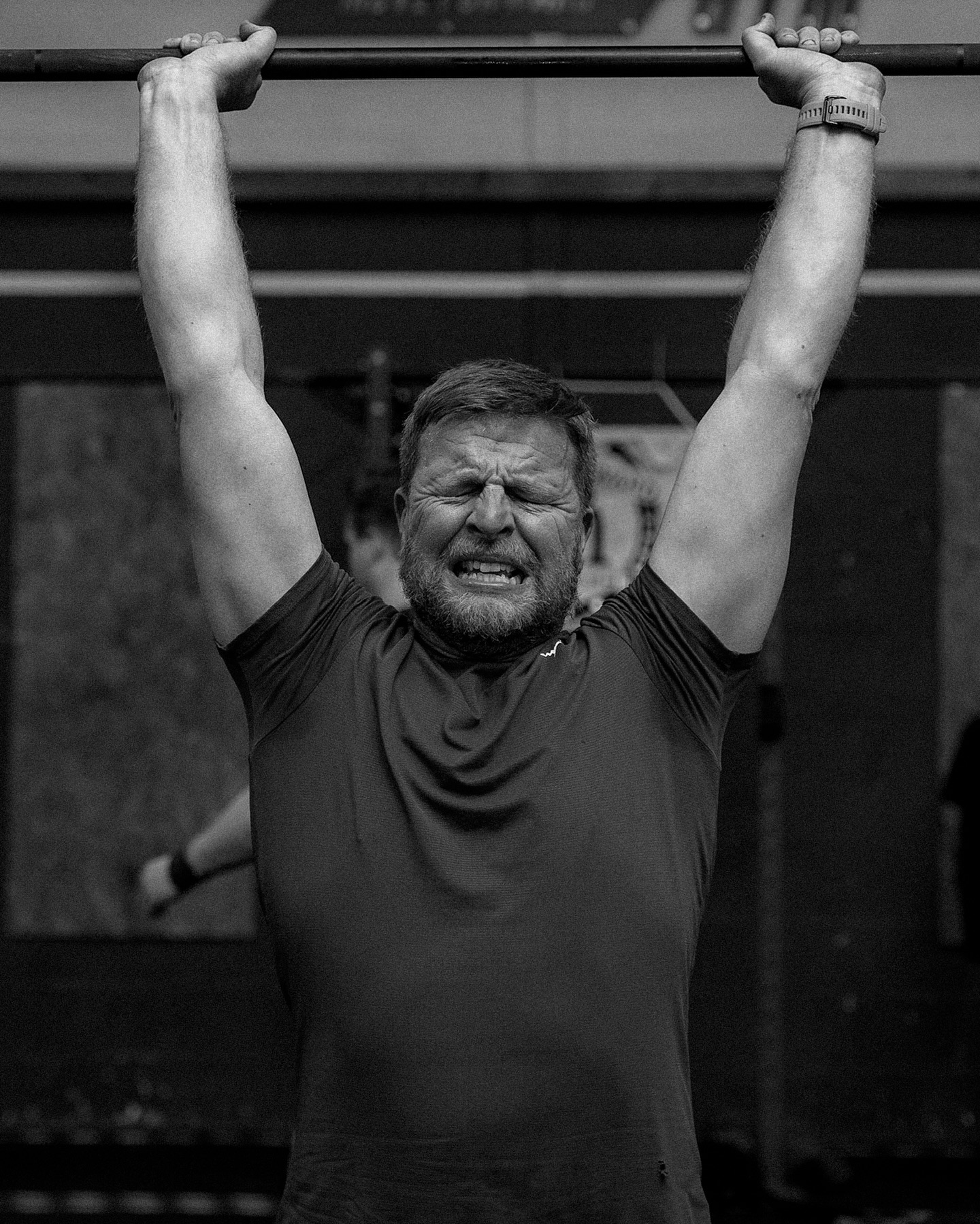That “pain face” isn’t weakness, it’s proof you didn’t quit.
Growth isn’t pretty. It’s earned. 🔥
@markmtsniff
@moveforwardgym
@george.s1417
#painface #crossfit #functionalfitness #workout #wod