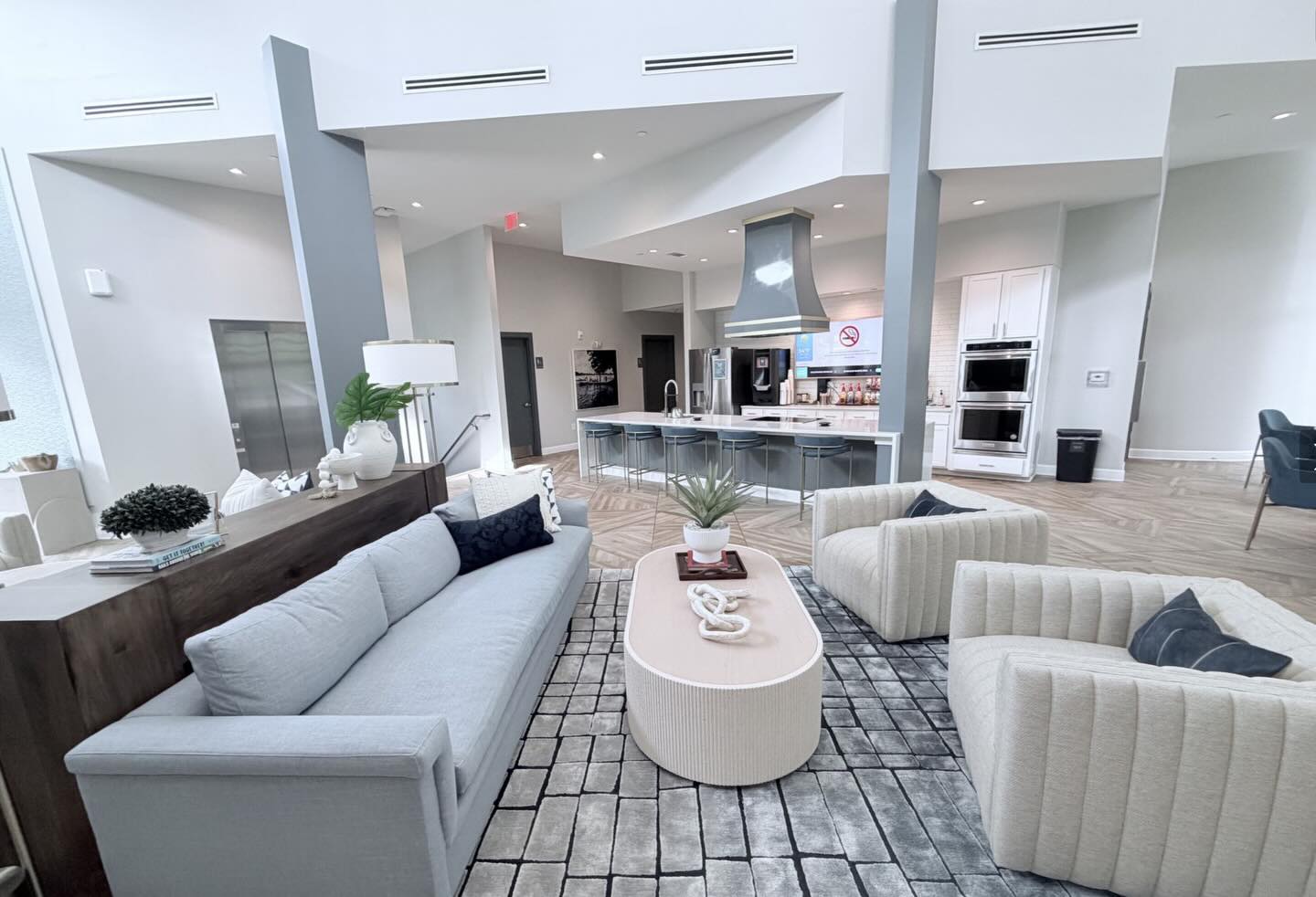 This amenity building design was a blast! Soft blue hues really brighten things up! Relax and enjoy the lake views.
#amenitybuildingdesign #lakelifeisthebestlife #bluehues #motivationmonday #multifamilydesign