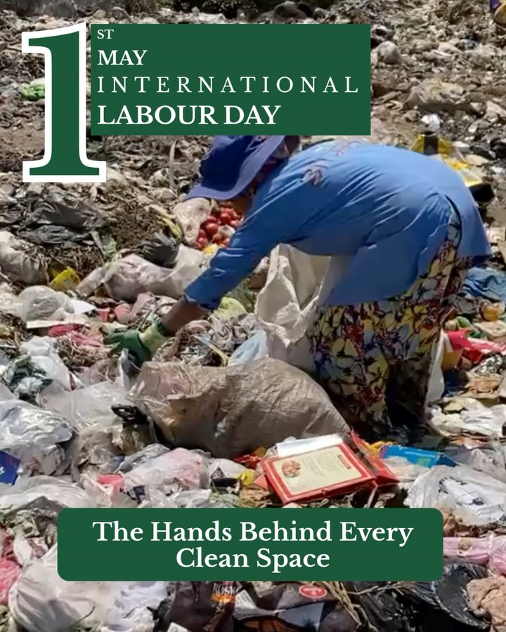Women at the frontlines of waste.
Women at the centre of change.
At Project Aamhi, livelihoods are not given—they are built with dignity, skill, and strength.
Today, we honour the resilience behind it all.