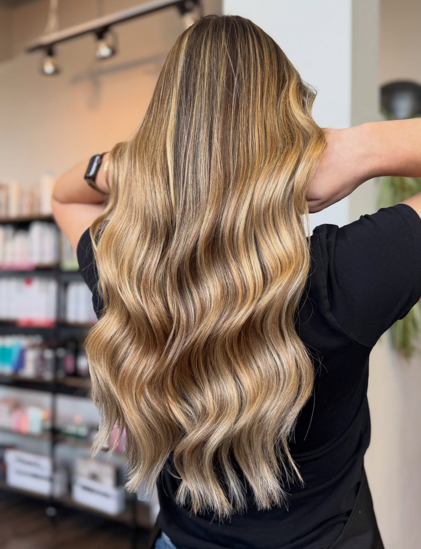 STUNNING color & extensions ☺️
Your dream hair is one appointment away!
#bismarckhair #bismarckhairstylist #bismarckhairdistrict