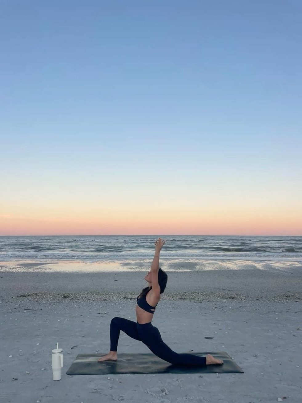 A gentle reminder to take a moment for yourself this week 🤍
Step onto your mat, breathe deeply, and let the world slow down.
“Almost everything will work again if you unplug it for a few minutes… including you.” ✨
#ReplenishHub #Yoga #MindfulLiving #Wellness #IrishRetreats