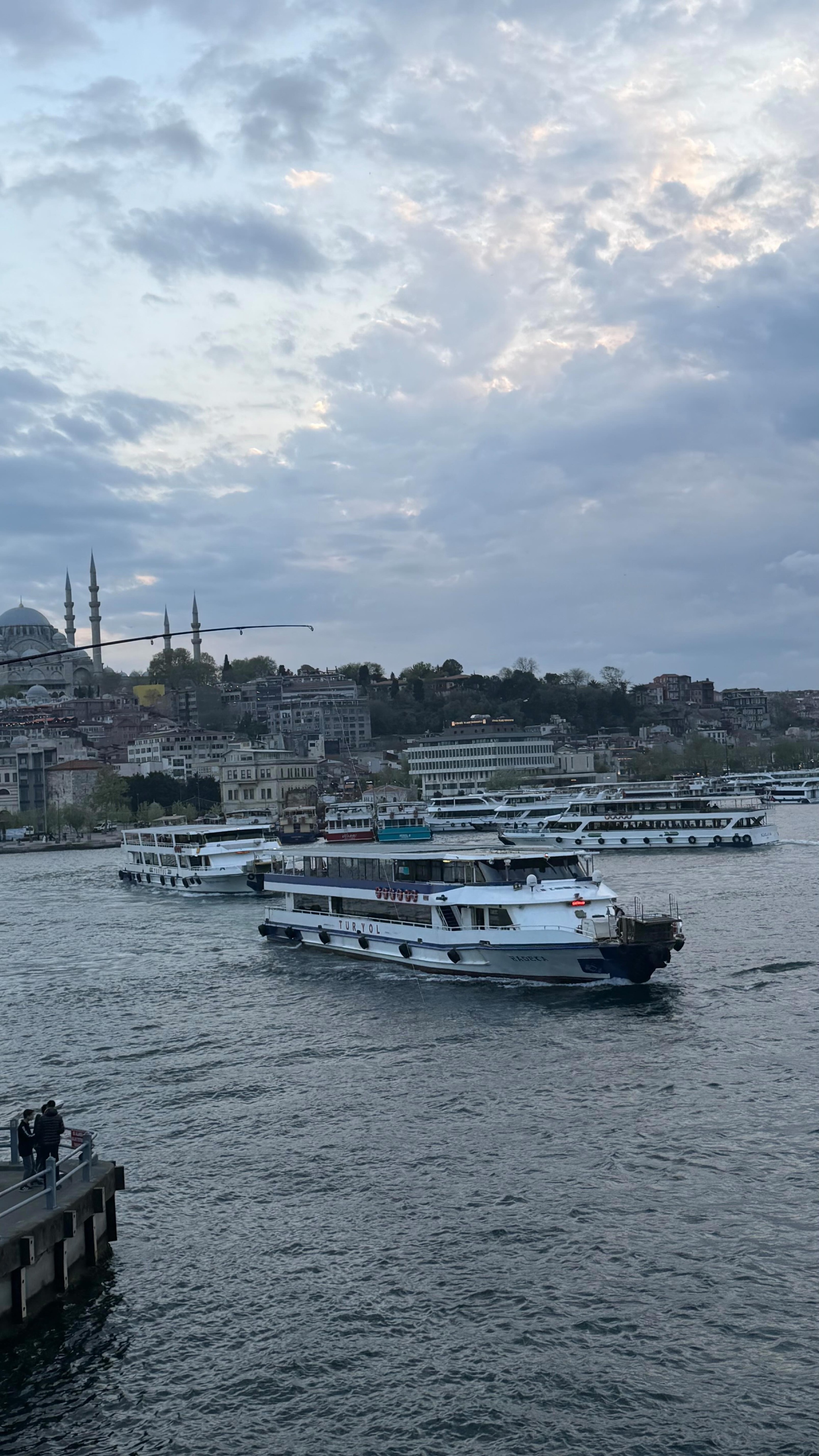 Istanbul feels like a story within a story ✨
Chinese tea houses, Eastern whispers, Western rhythm — all in one city 🌏