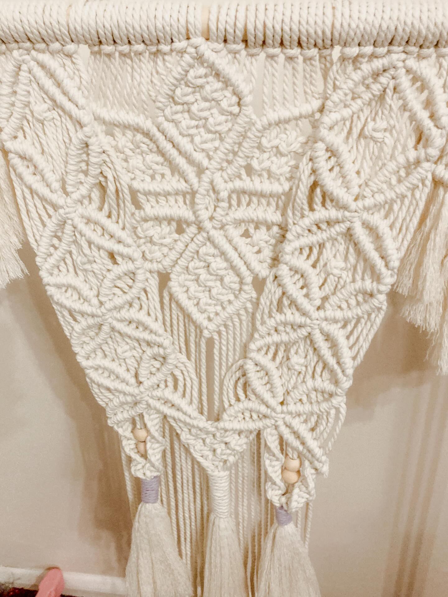 A little throwback Thursday post today.
I made this wall hanging for a special lady who is unfortunately no longer with us but I remember clearly her reaction when she unwrapped it 🥹
I absolutely loved making this, and it really fills my heart with joy seeing it. I really must get on and make another large wall hanging!
💛
#gemmacrame #macramewallhanging #macrameartist #suffolkmacrame #suffolkmacrameartist