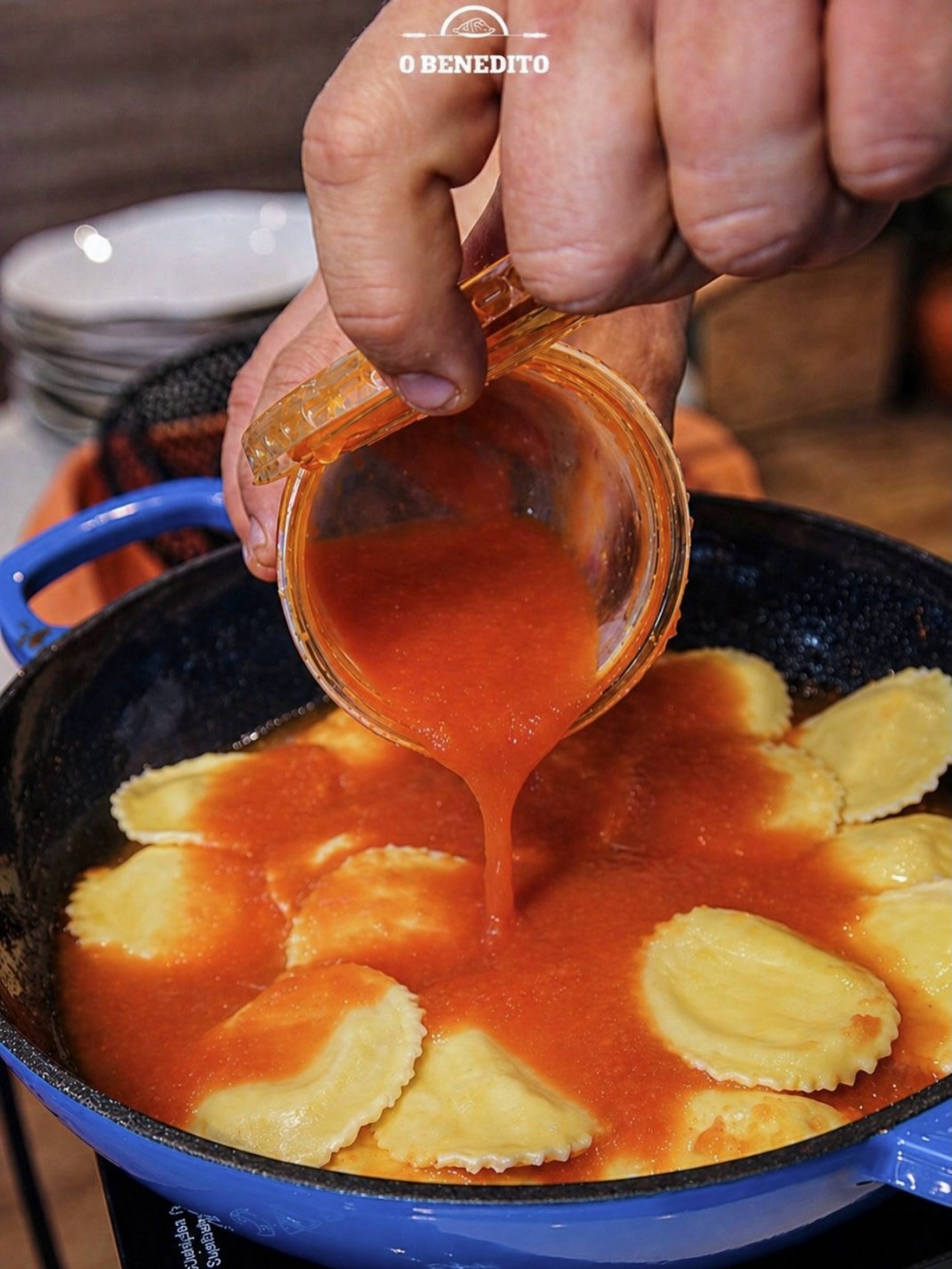 Neste Dia das Mães, o melhor presente é o tempo de qualidade ao lado de quem você ama!
Deixe a correria da cozinha com a gente e leve mais praticidade para o seu dia.
Nossos produtos são pensados pra você aproveitar cada momento com a sua mãe com muito sabor e zero complicação.
Mais tempo juntos, mais carinho à mesa.
#MassasArtesanais #Divinópolis #minasgerais