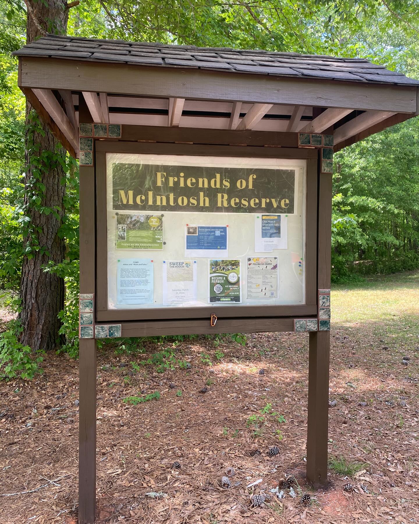 Kiosk facelift. While you’re in the park, stop by to see what’s happening with FOMR.