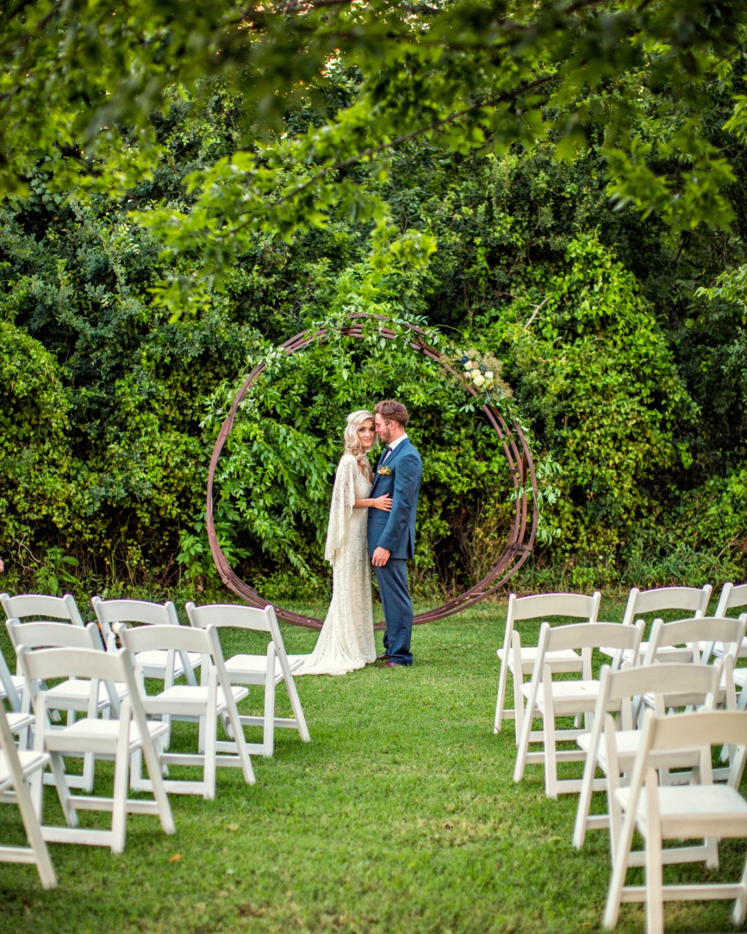 The perfect place for a moment you’ve always pictured ✨
Call Leah to start planning your day and book through the link in bio || 979.200.9555
#DoubleCreekCrossing #OutdoorCeremonyTexas #TexasTriangleWeddingVenue #WeddingInspoTexasCeremony #EngagedInTexas
Outdoor Wedding Ceremony || Storybook Wedding || Romantic Ceremony Inspiration || Texas Wedding Venue || Wedding Day Moments || Dream Wedding Ideas