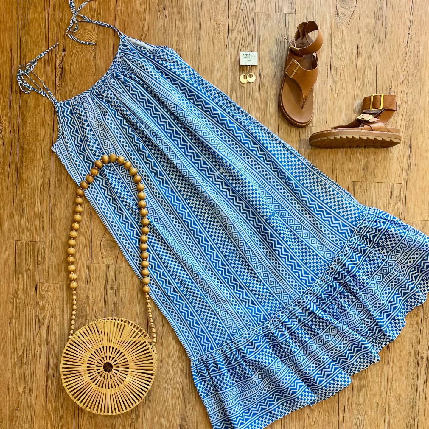 πΉπ΄πΊπ¦
The details:
Emerson Fry βIndia Collectionβ dress
sz M/L, $44
Sorel sandals sz 7.5 - SOLD
Bamboo and wood purse, $28
Morgen Barrett earrings, $50
